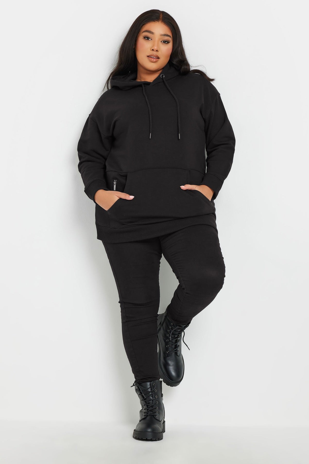 Büyük Beden Kapüşonlu Cepli Fermuar Detaylı Sweatshirt 303800