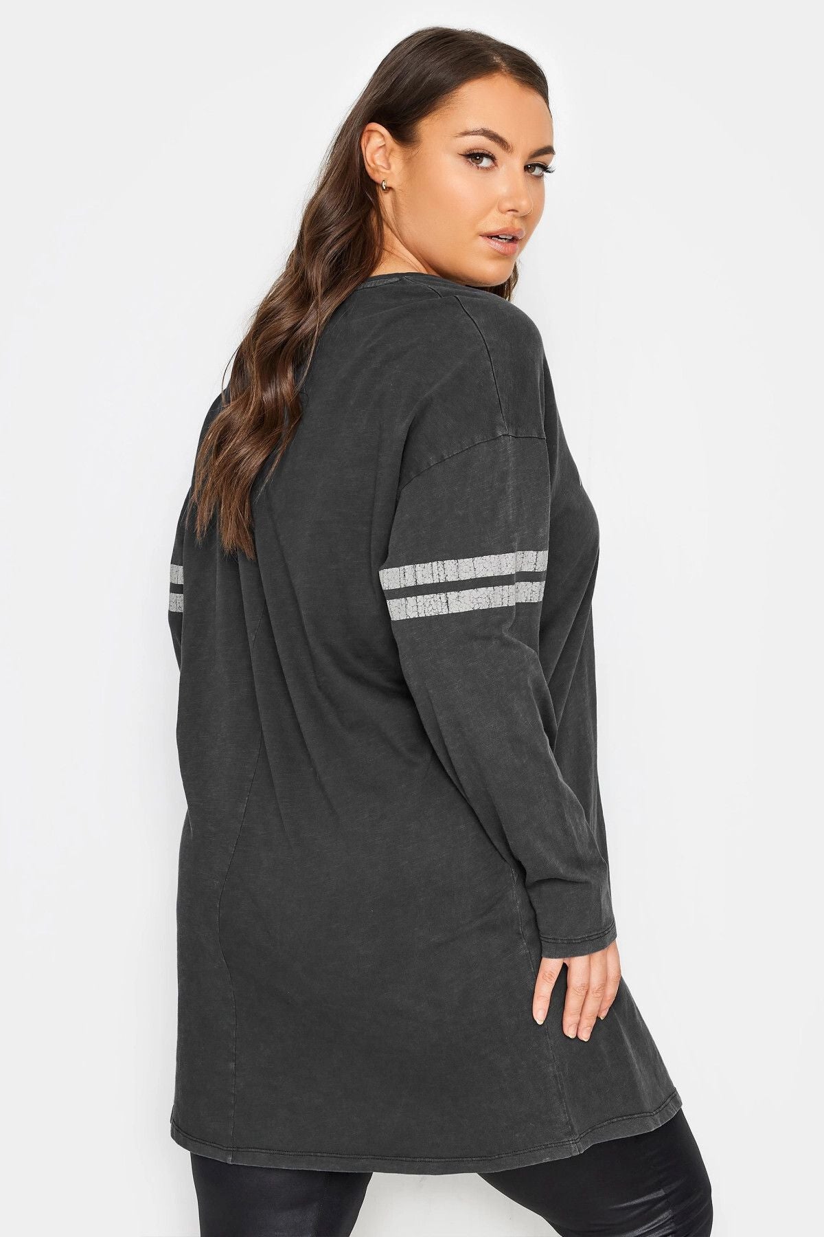 Büyük Beden Bisiklet Yaka Uzun Kollu Baskılı Yıkamalı T-shirt 302843