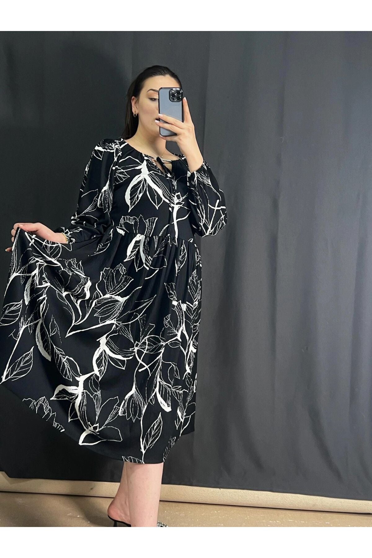 Büyük Beden Önü Bağlamalı Desenli Uzun Kollu Midi Elbise 302741