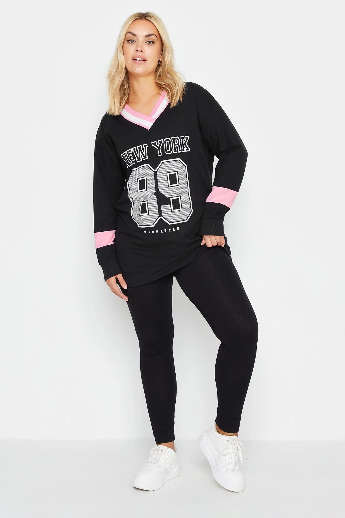 Büyük Beden V Yaka Uzun Kollu Baskılı Sweatshirt 303004