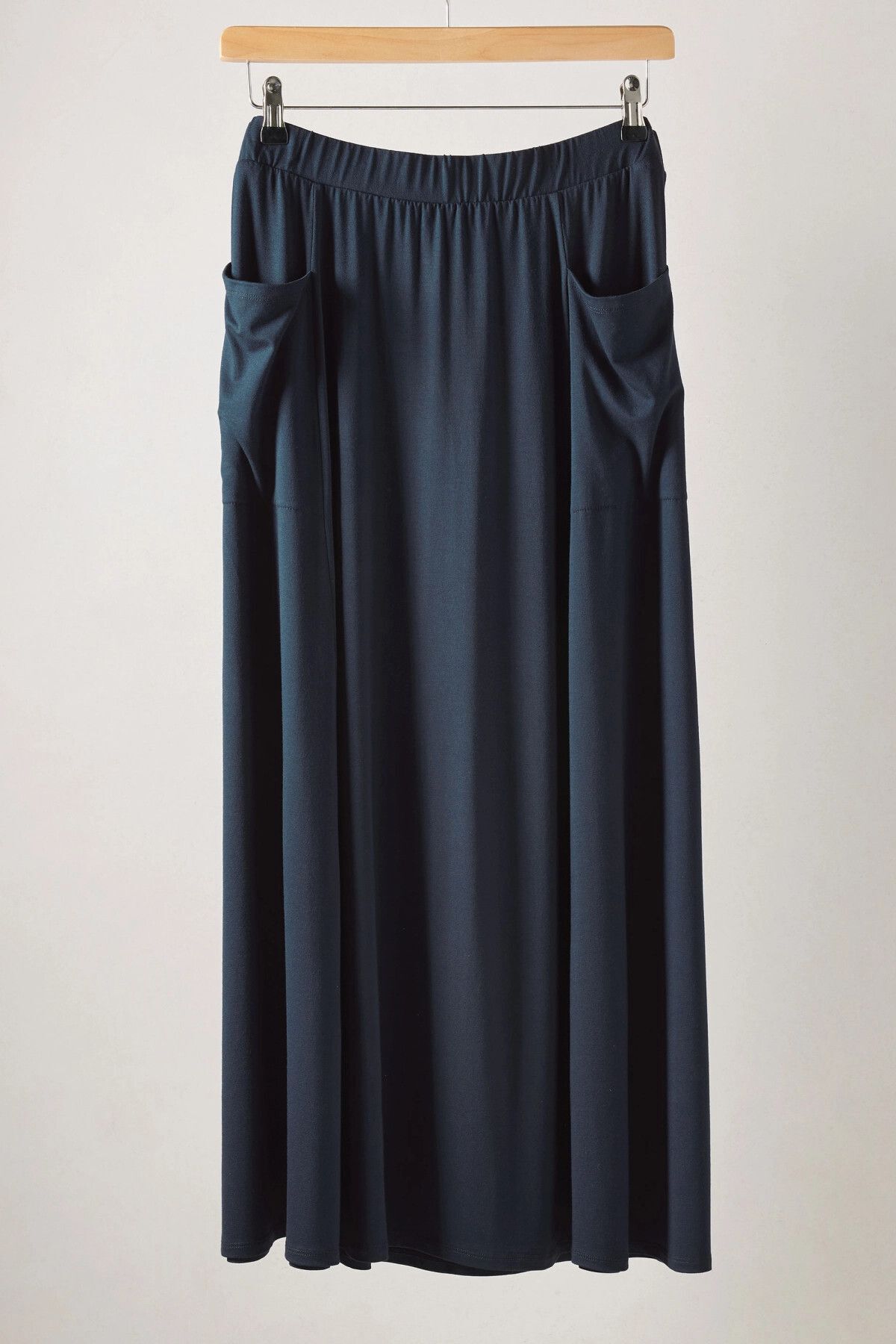 Büyük Beden Beli Lastikli Cep Detaylı Uzun Kesim Etek 615392