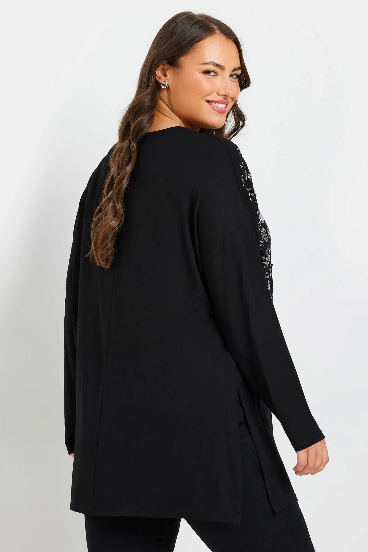 Büyük Beden Yırtmaçlı Payet İşlemeli Uzun Kollu İnce Bluz 322270