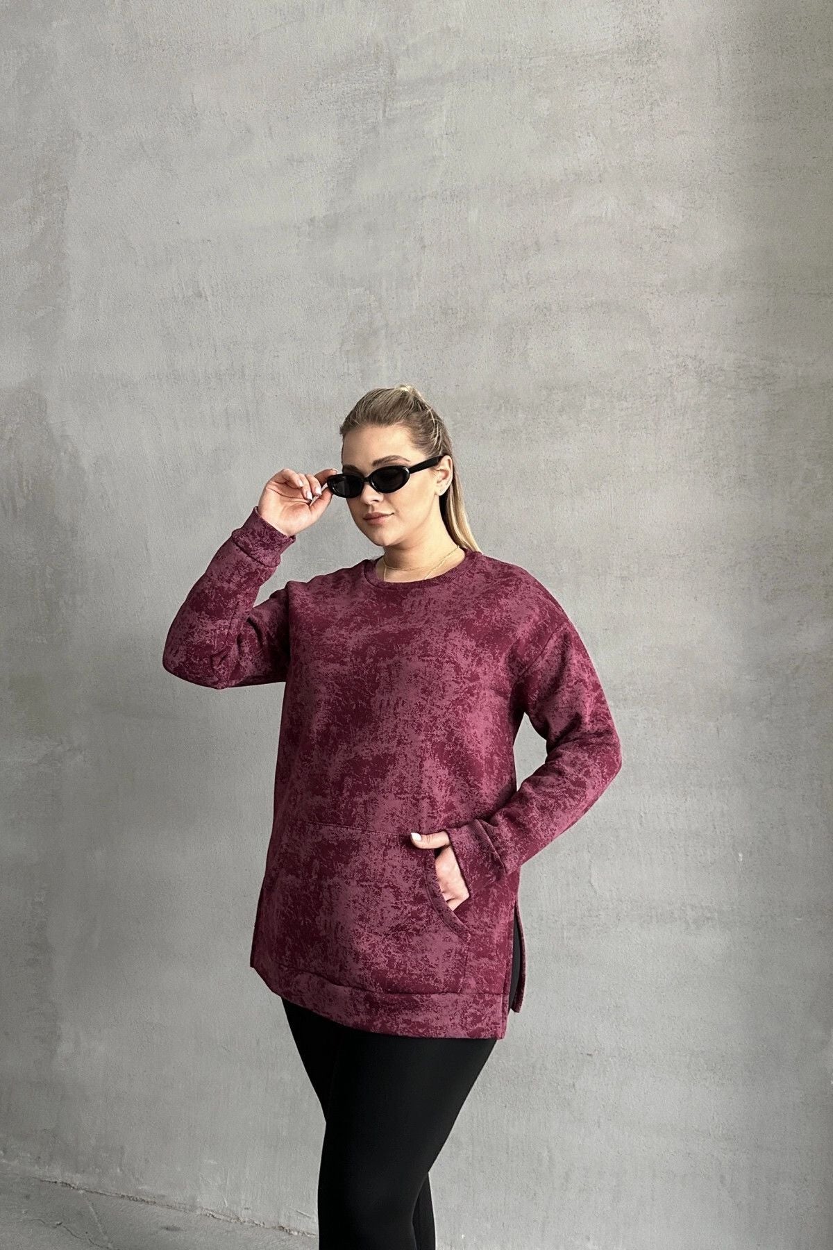 Büyük Beden Uzun Kollu Bisiklet Yaka Önü Cepli Desenli Sweatshirt 106-78