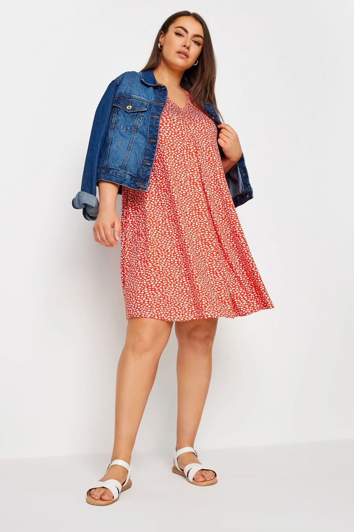 Büyük Beden V Yaka Sıfır Kol Desenli Kısa Elbise 303112