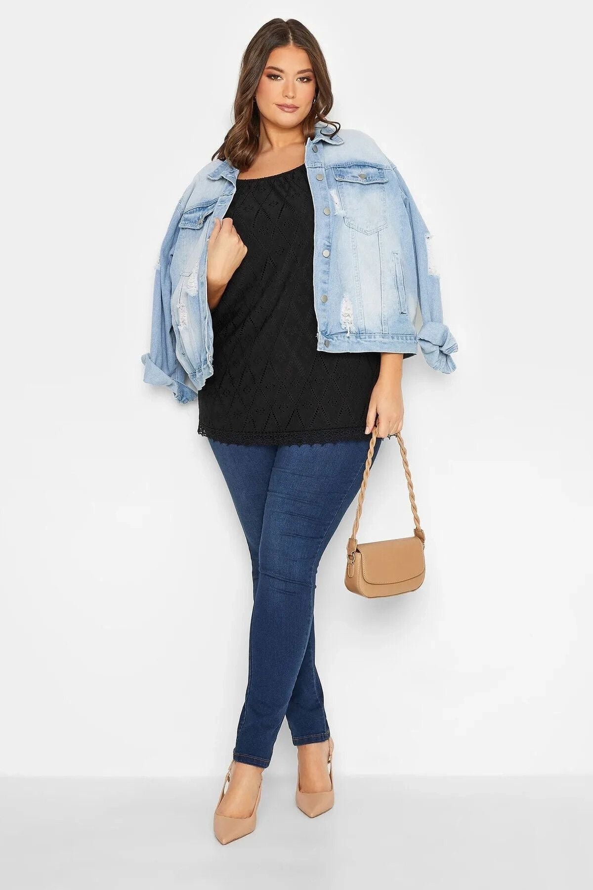 Büyük Beden Bisiklet Yaka Dantel Detaylı Fakir Bol Bluz 301204