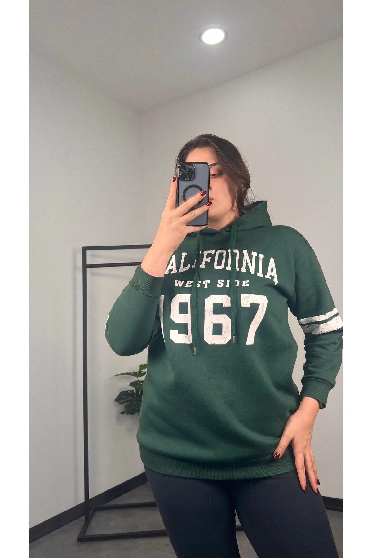 Büyük Beden Kapüşonlu Uzun Kollu Baskılı Sweatshirt 301126