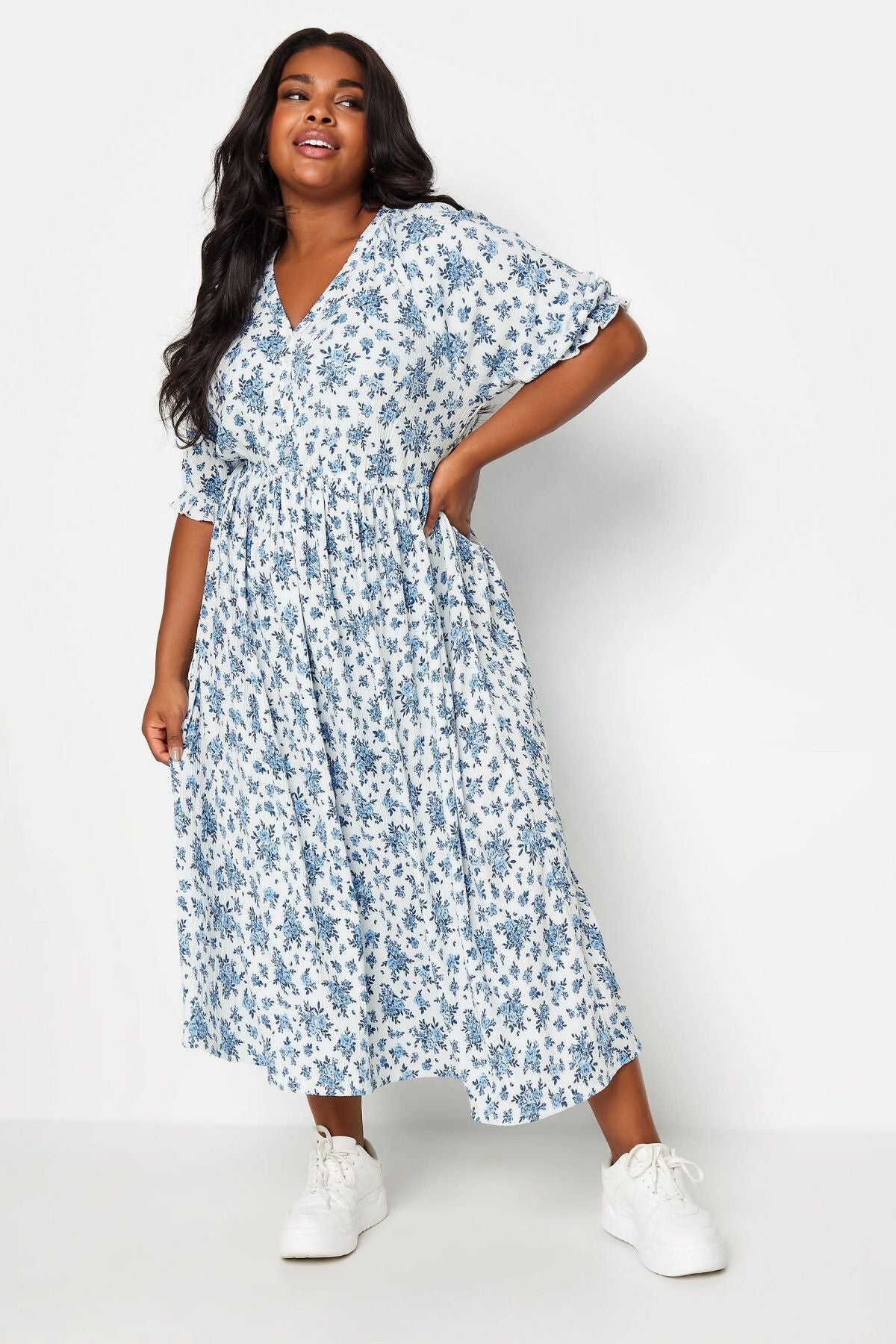 Büyük Beden V Yaka Kolları ve Beli Lastikli Desenli Uzun Elbise 137786