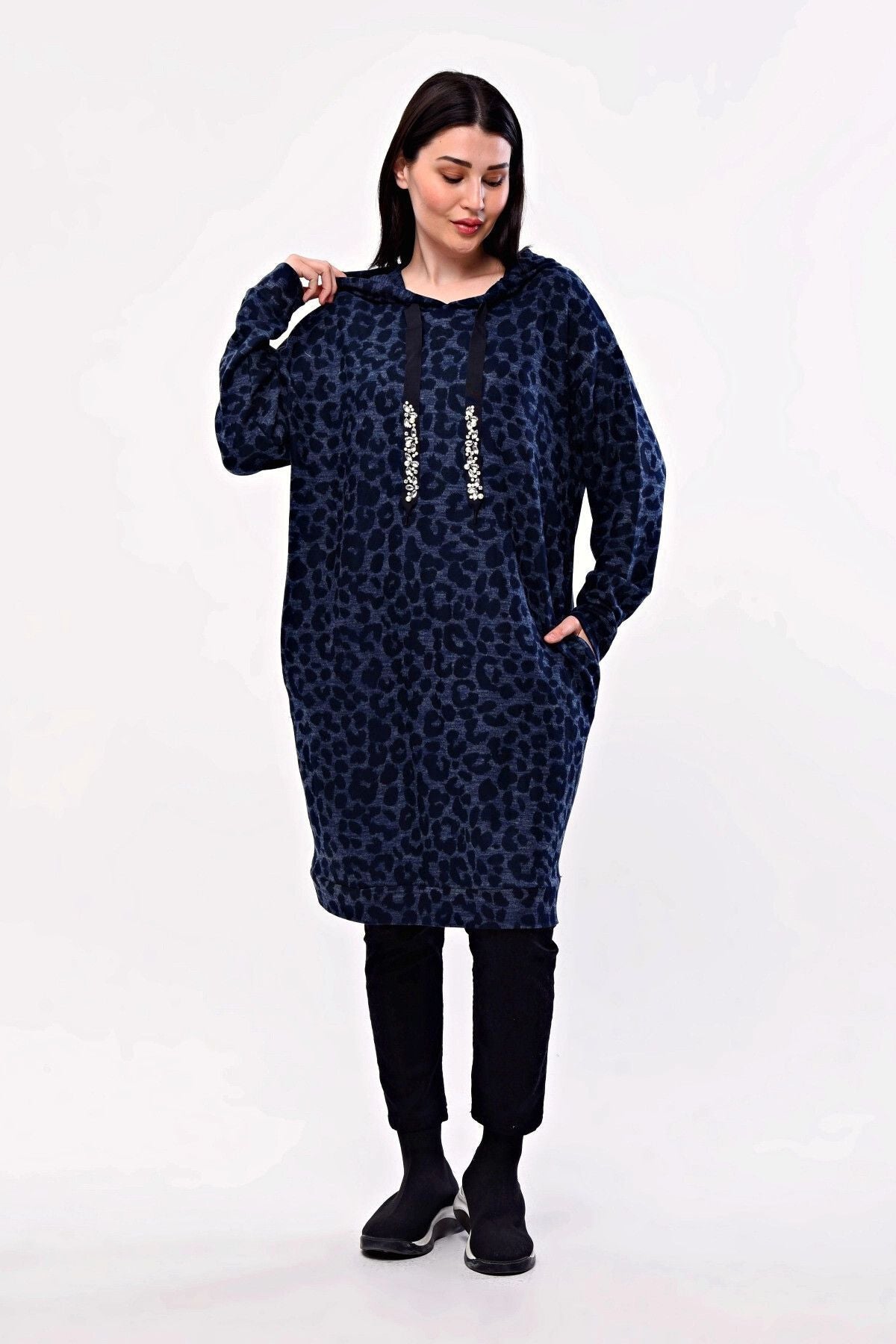 Büyük Beden Leopar Desenli Kapüşonlu Cepli Tunik 301804