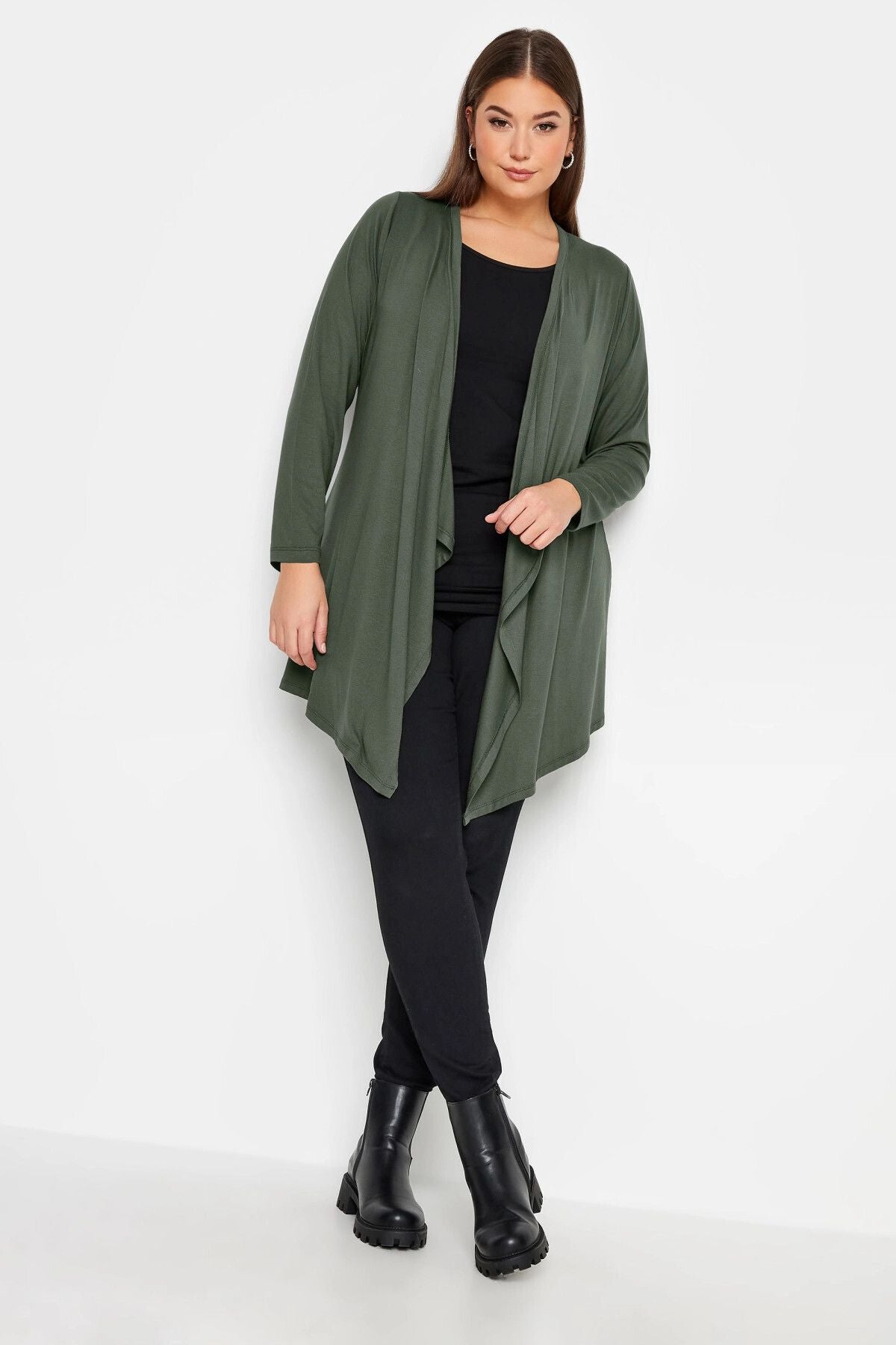 Büyük Beden Asimetrik Kesim Düğmesiz Salaş Uzun Kollu Hırka 321405