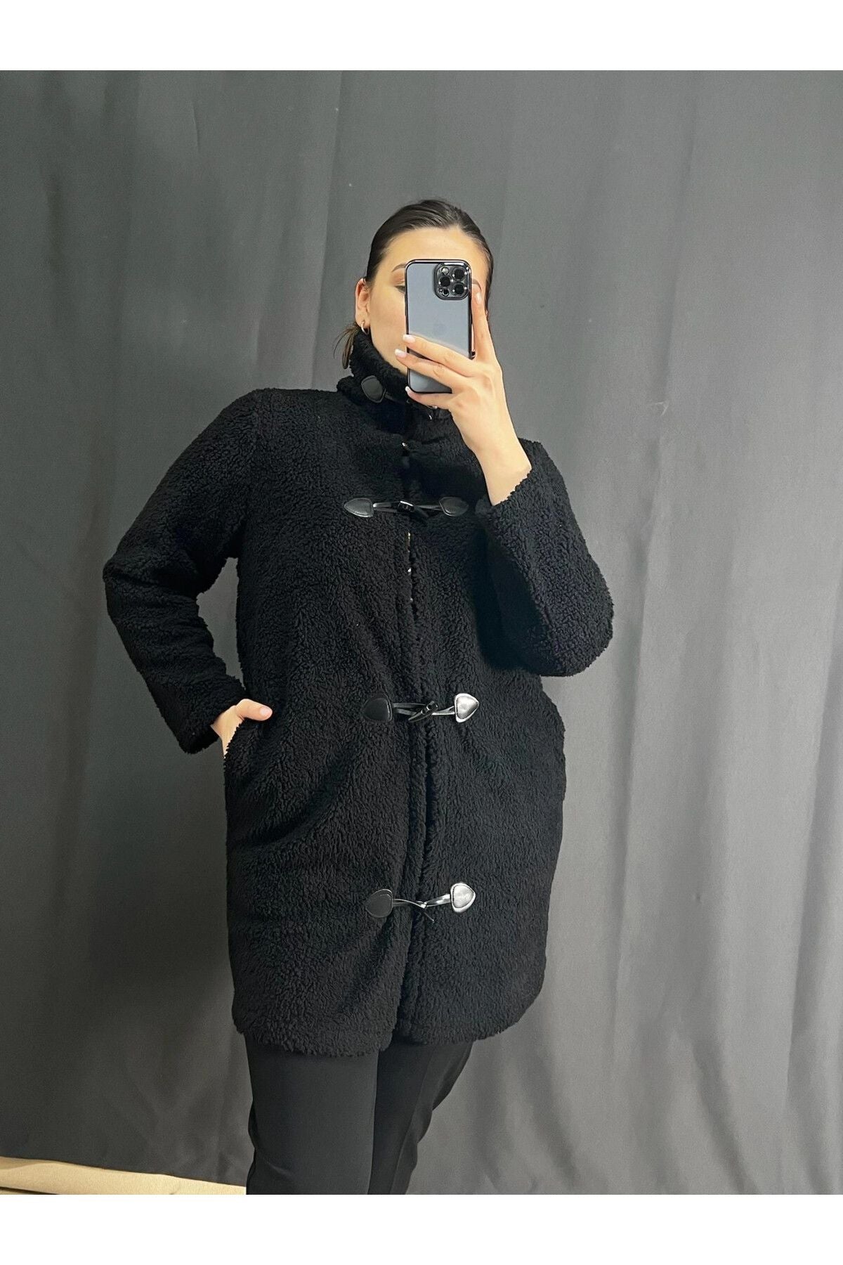 Büyük Beden Boğazlı Önü Kapamalı Cepli Peluş Kaban 302660