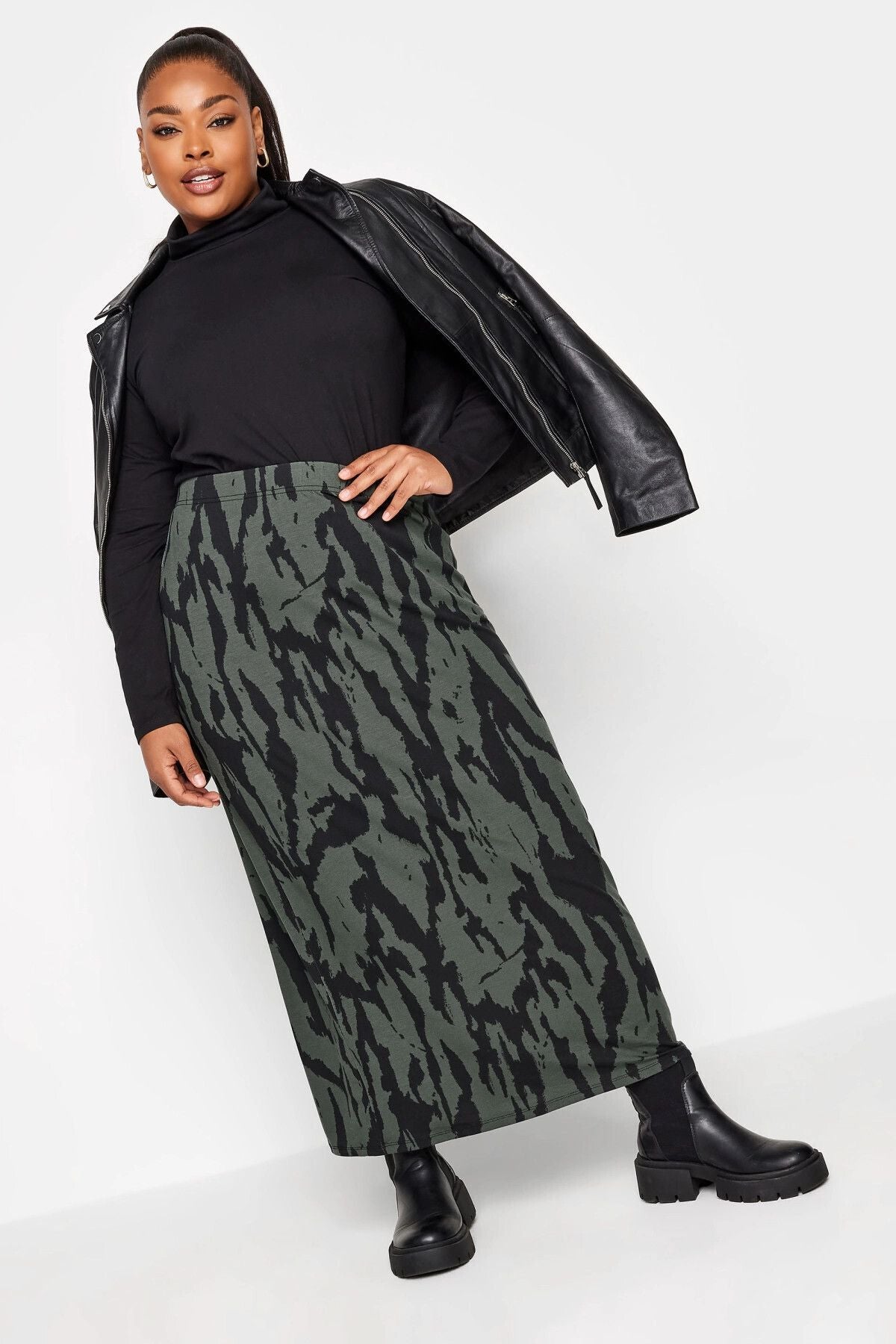 Büyük Beden Zebra Desenli Beli Lastikli Uzun Etek 137620