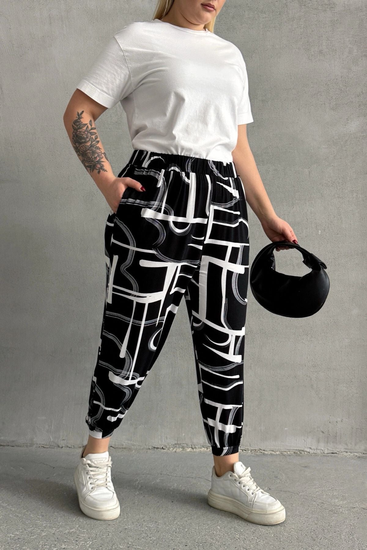 Büyük Beden Beli ve Paçası Lastikli Desenli Cepli Pantolon 98-4