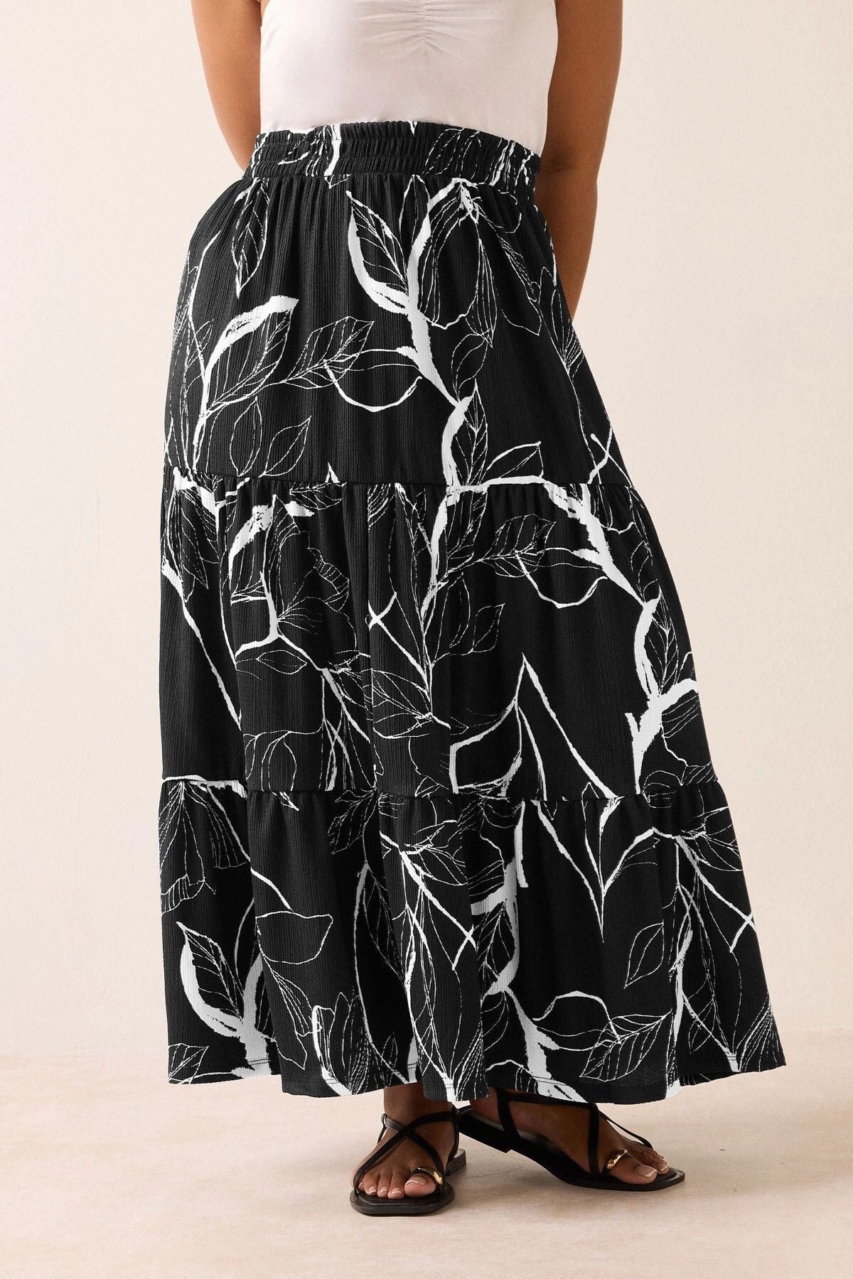 Büyük Beden Bürümcük Kumaş Çiçek Desenli Beli Lastikli Etek 304235