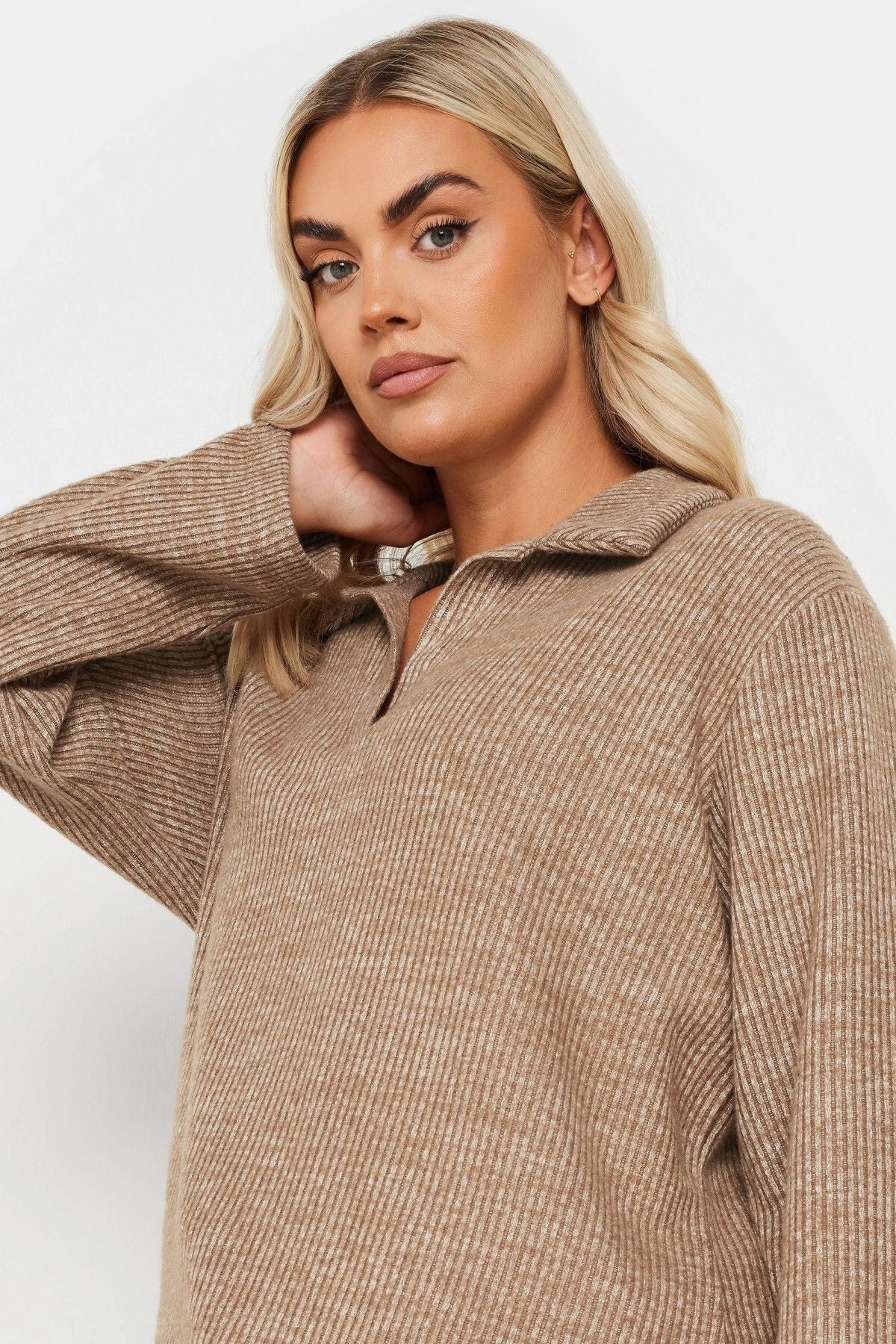 Büyük Beden V Yakalı Yumuşak Dokulu Uzun Kollu İnce Triko Kazak 322295