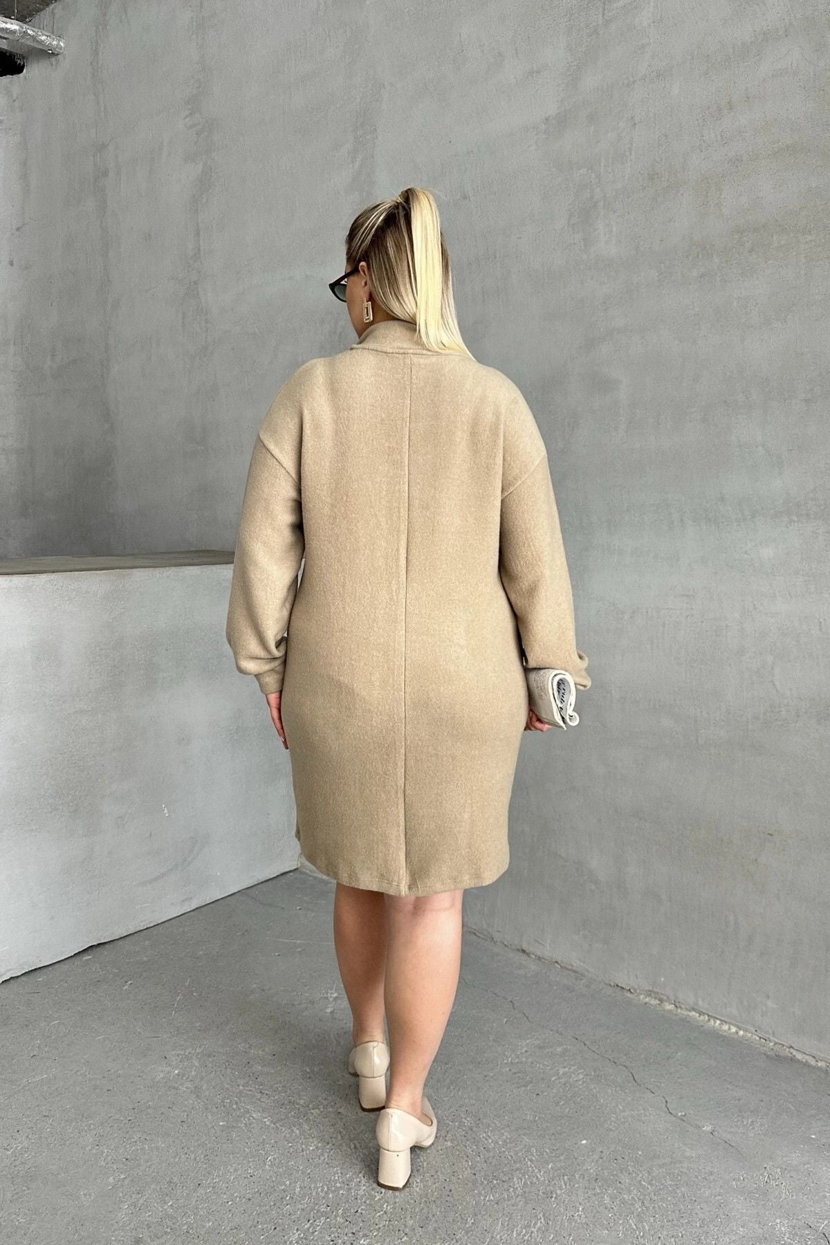 Büyük Beden Uzun Kollu Yumuşak Dokulu Yakası Fermuarlı Triko Elbise 106-37