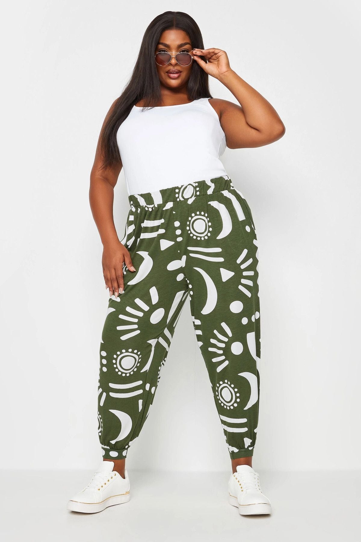 Büyük Beden Paçası Lastikli Likralı Esnek Kumaş Pantolon 145097