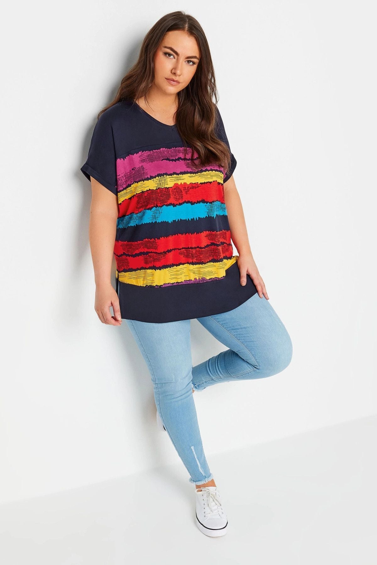 Büyük Beden V Yaka Kısa Kollu Çizgili T-shirt 303120