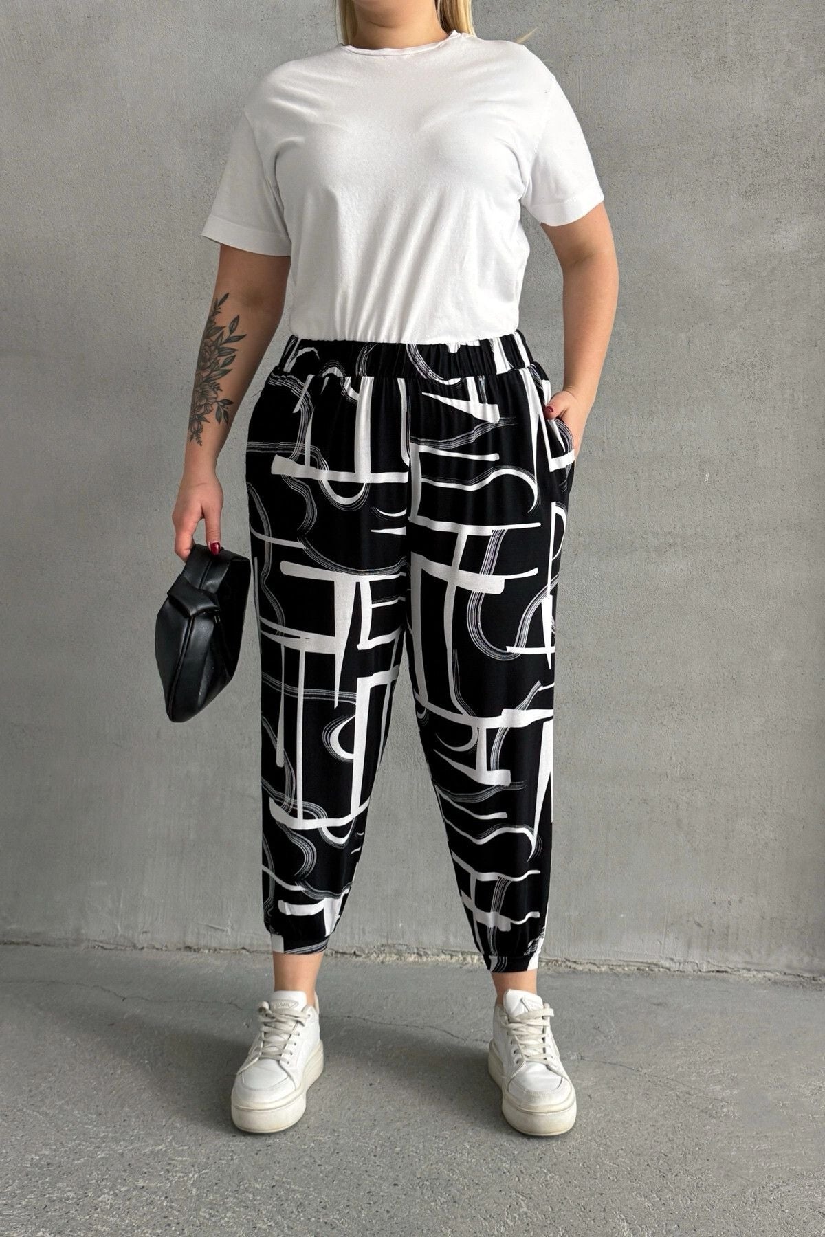 Büyük Beden Beli ve Paçası Lastikli Desenli Cepli Pantolon 98-4