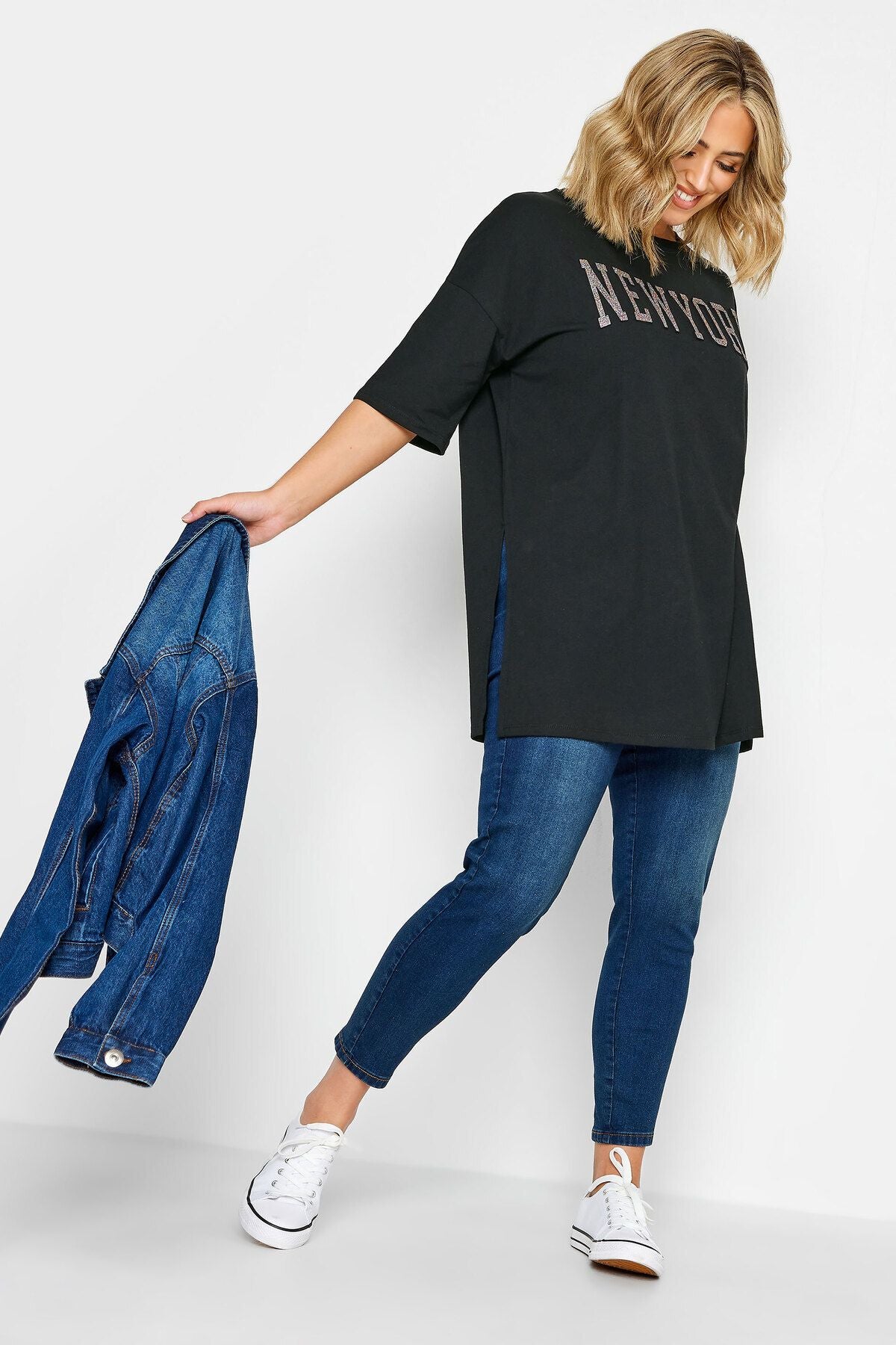 Büyük Beden Yırtmaç Detaylı Kabartma Detaylı Bisiklet Yaka Yarım Kollu T-shirt 302200