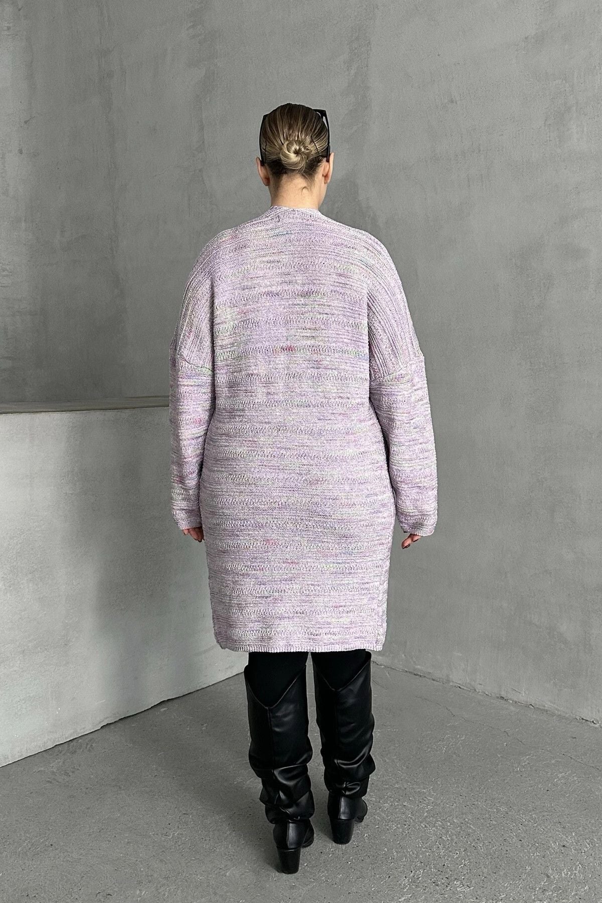 Büyük Beden Uzun Kollu Önü Kapamasız İnce Örme Hırka 302300