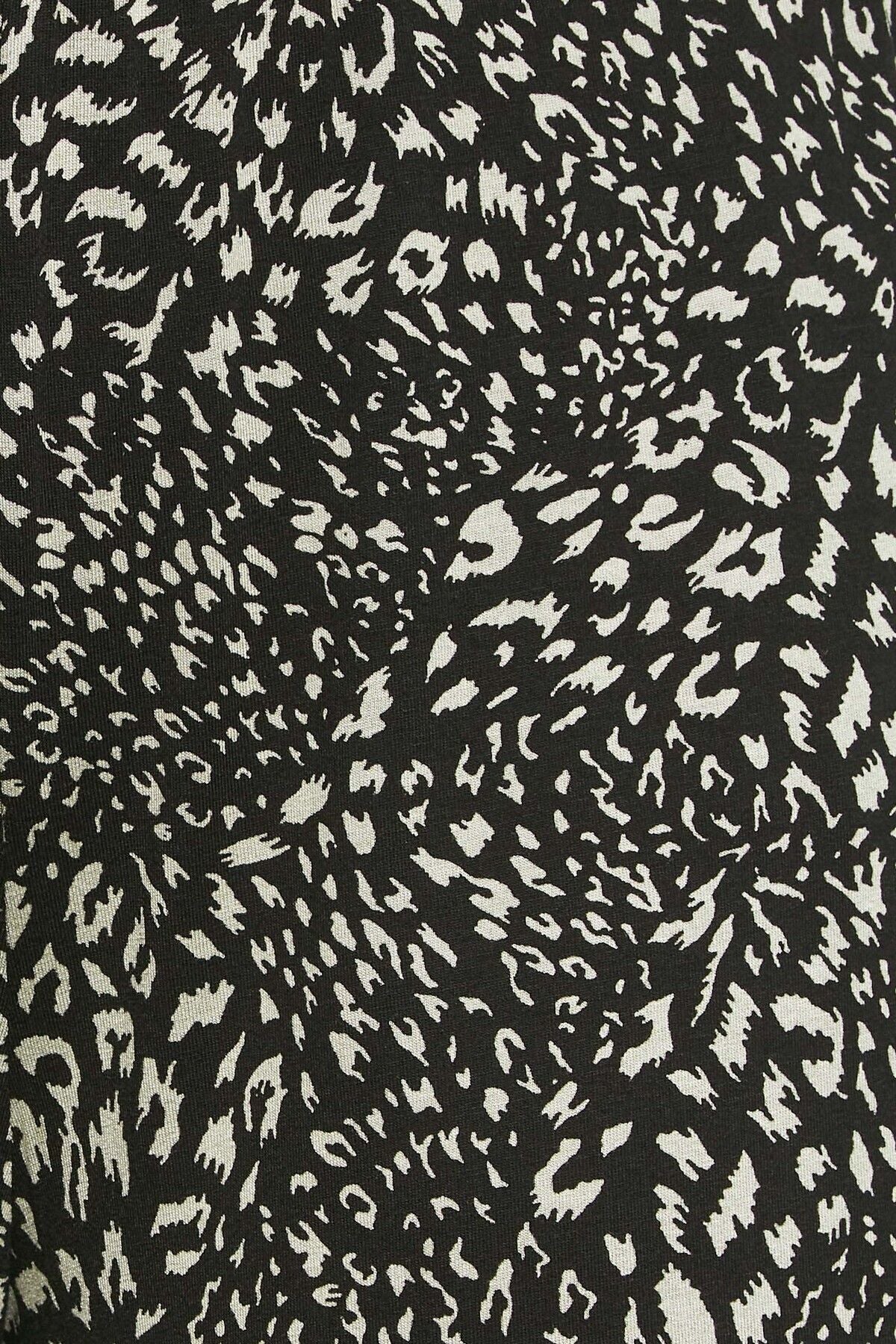 Büyük Beden Desenli Bol Kesim Likralı Kapri Pantolon 302435