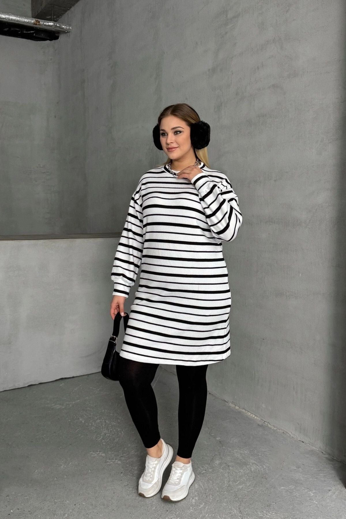 Büyük Beden Bisiklet Yaka Uzun Kollu Bileği Lastikli Çizgili Elbise 303062
