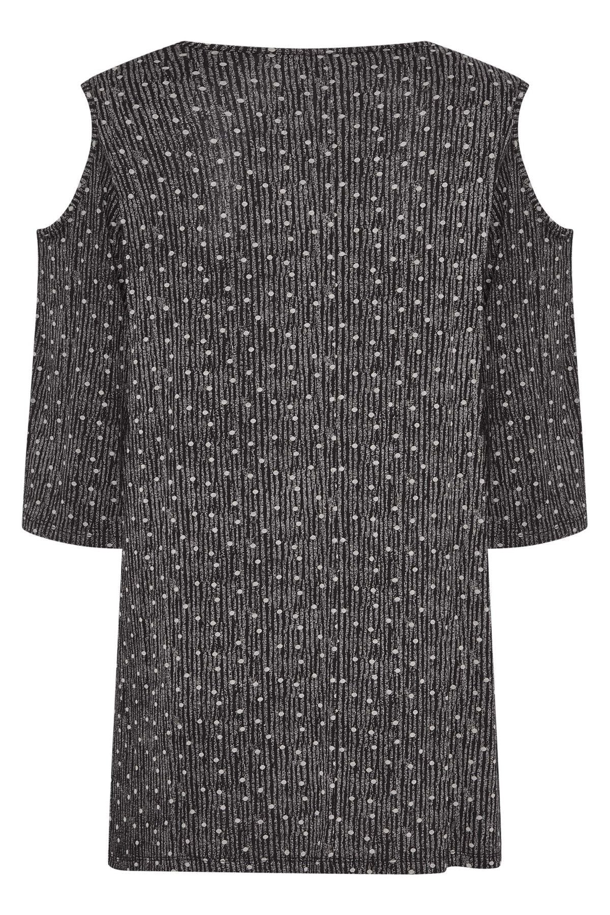 Büyük Beden Açık Omuz Detaylı Puantiyeli Yarım Kollu Bluz 300404