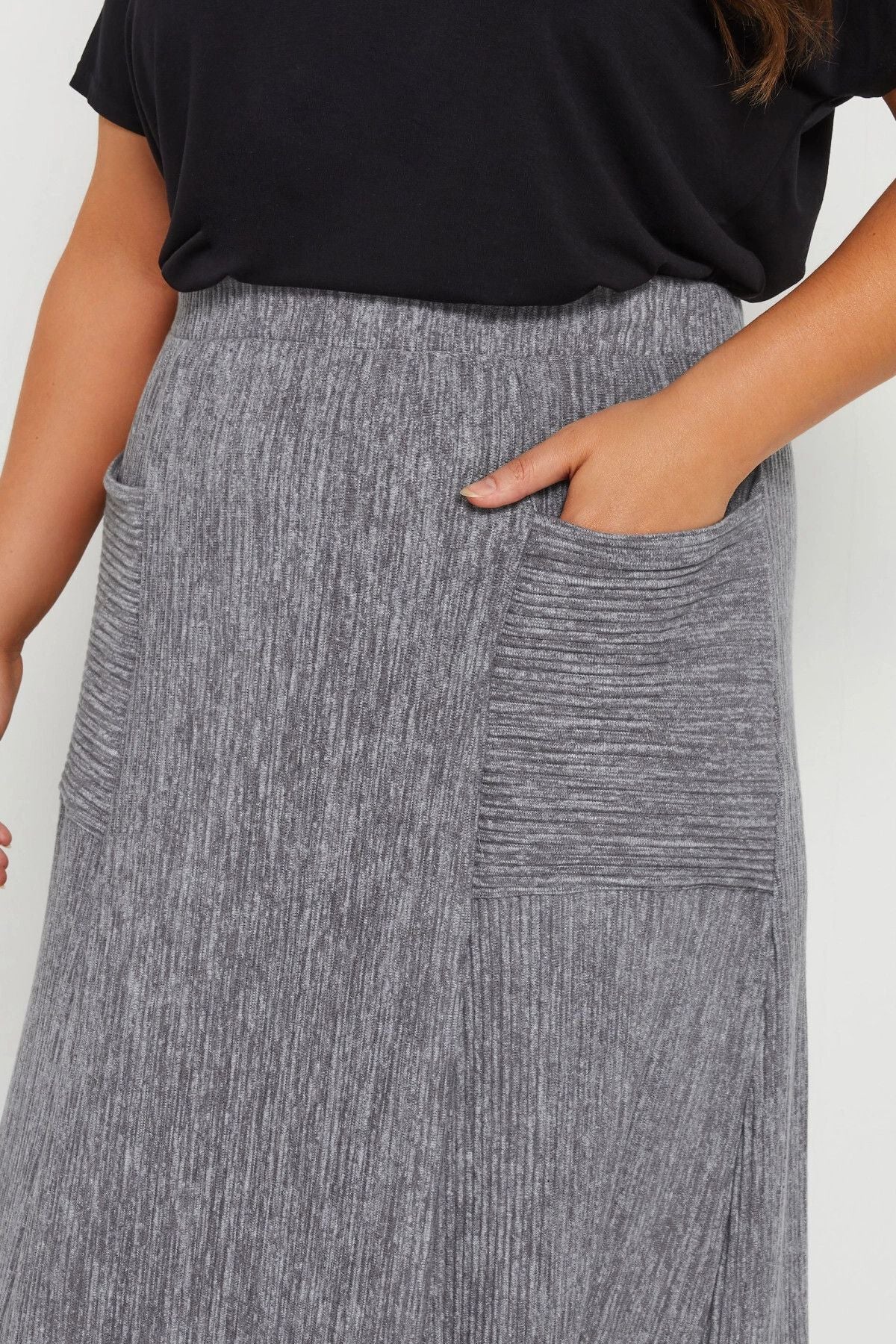 Büyük Beden Beli Lastikli Önden Cepli Fitilli Maxi Etek 303899