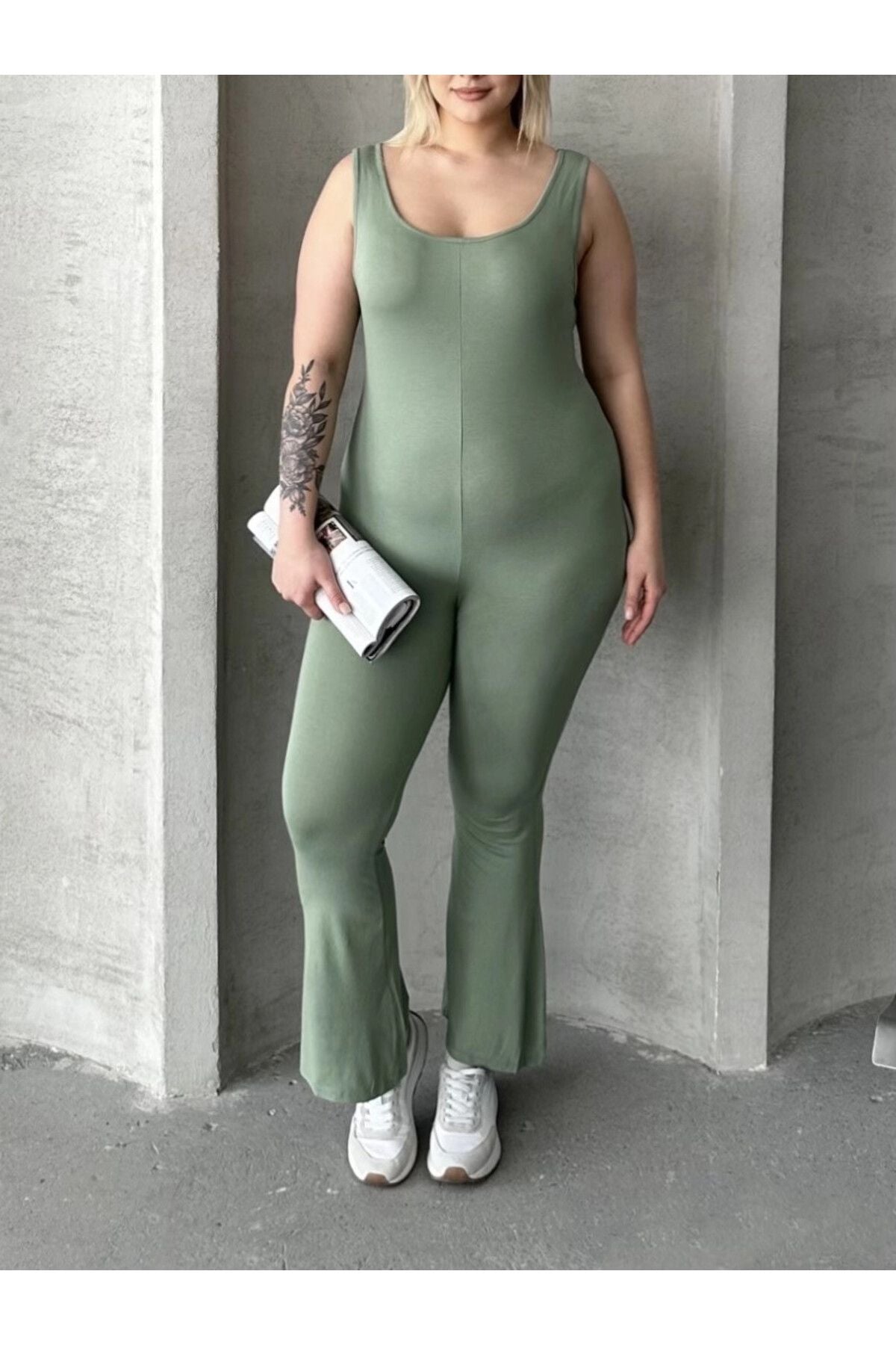 Büyük Beden Sıfır Kol İspanyol Paça Kapamasız Esnek Tulum 224983