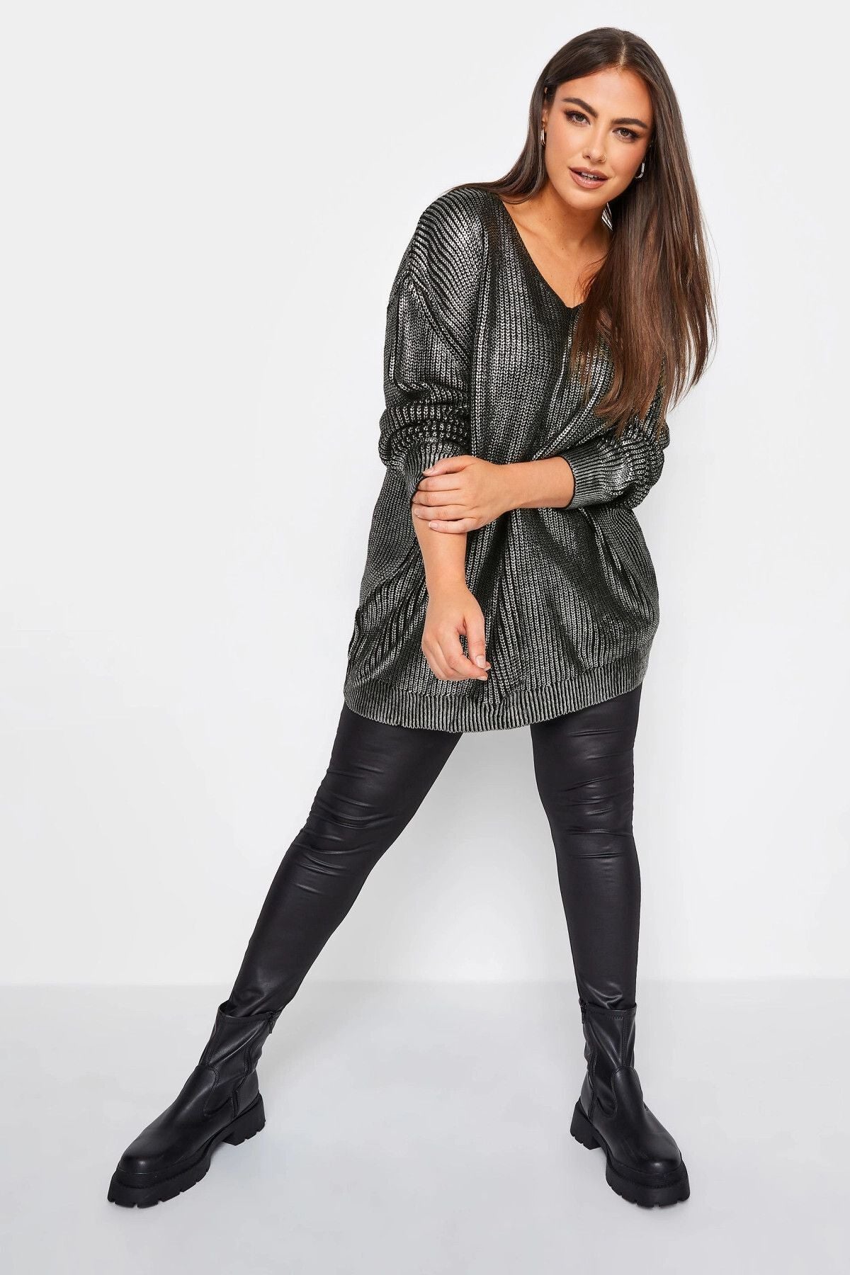 Büyük Beden V Yaka Folyo Baskılı Uzun Kollu Kazak 302321