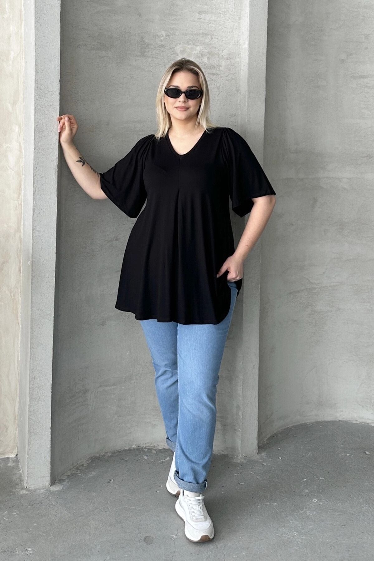 Büyük Beden İkili Paket V Yaka Desensiz Asimetrik Kesim Likralı Bluz 320315x2