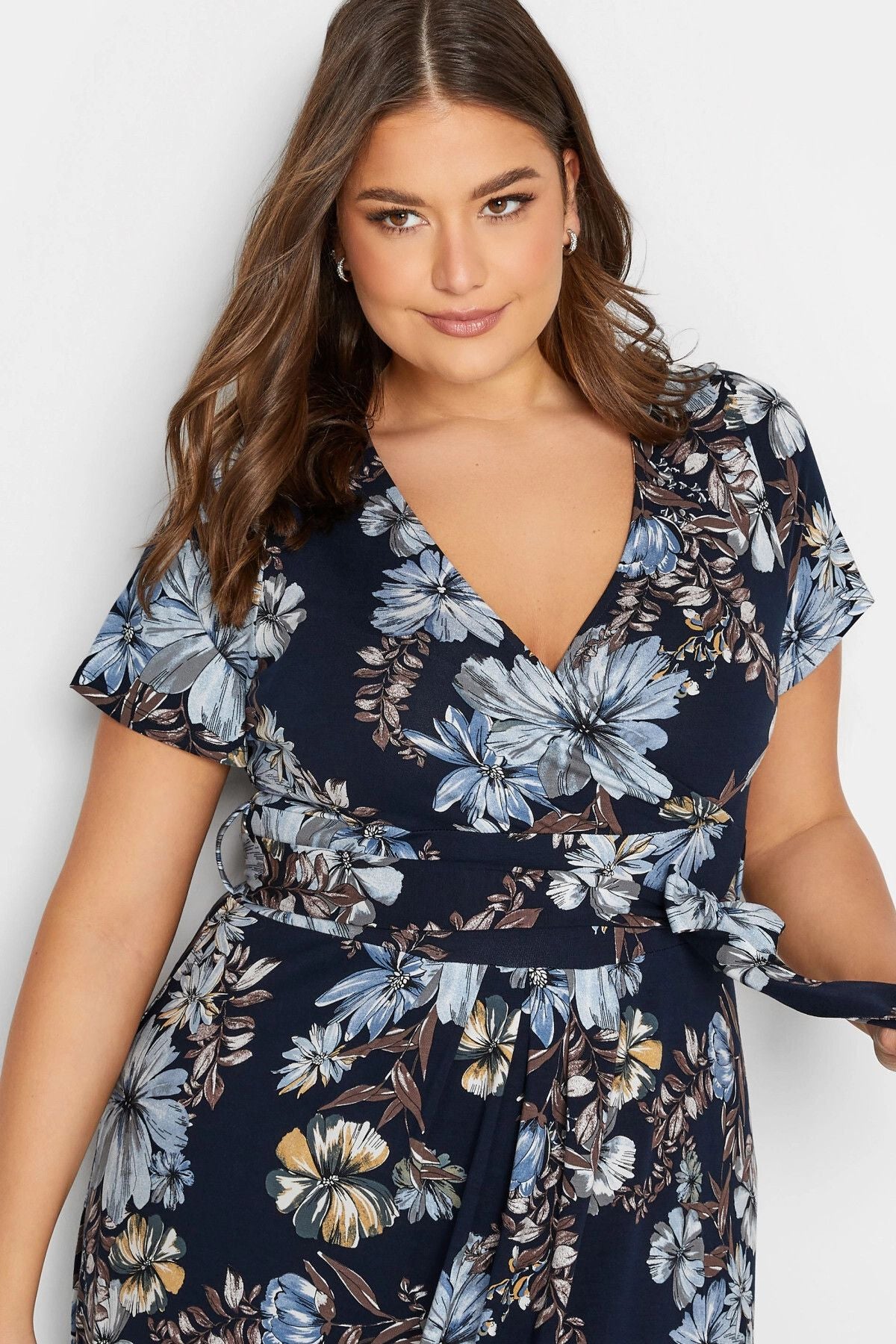 Büyük Beden V Yaka Kısa Kollu Kuşaklı Desenli Uzun Elbise 301784