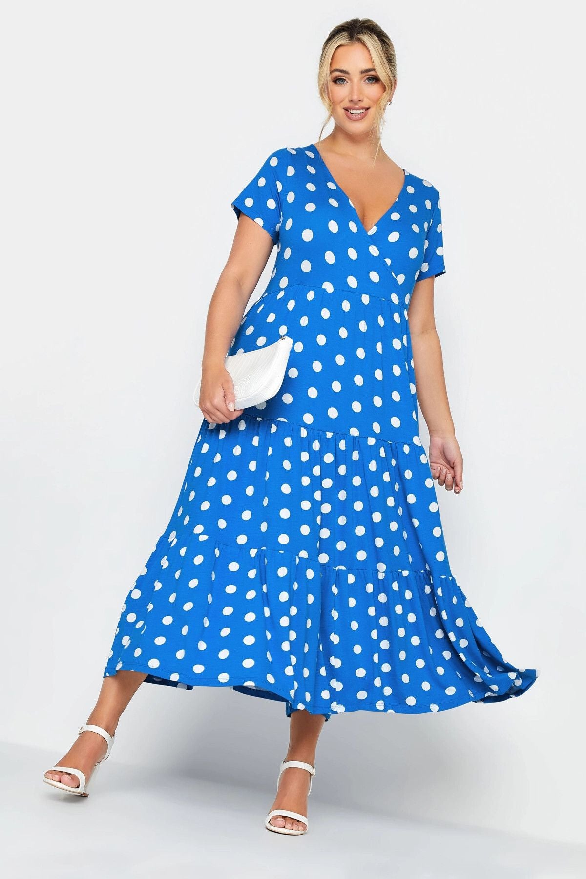 Büyük Beden V Yaka Kısa Kollu Puantiye Desenli Elbise 302351