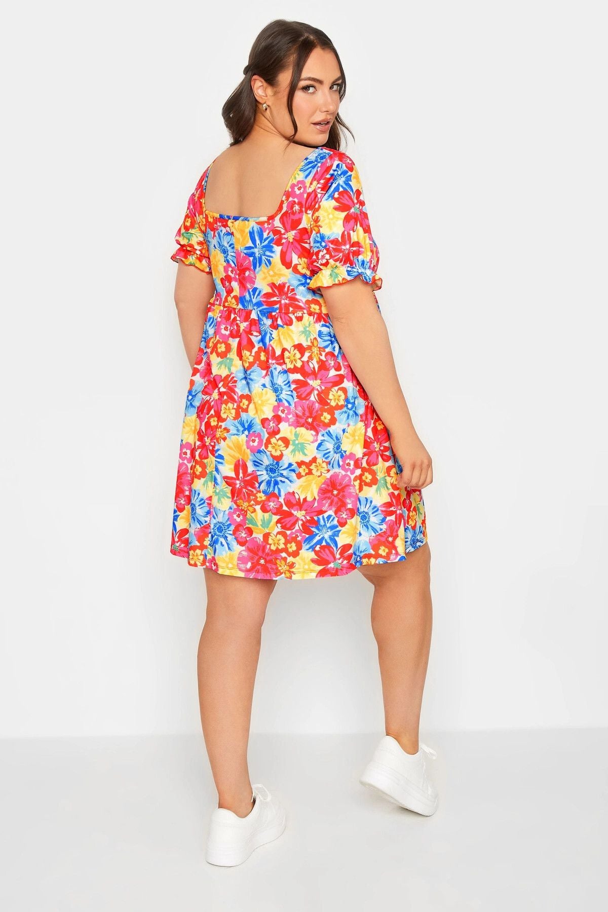 Büyük Beden Kolları Fırfır Detaylı Çiçek Desenli Kısa Elbise 215513