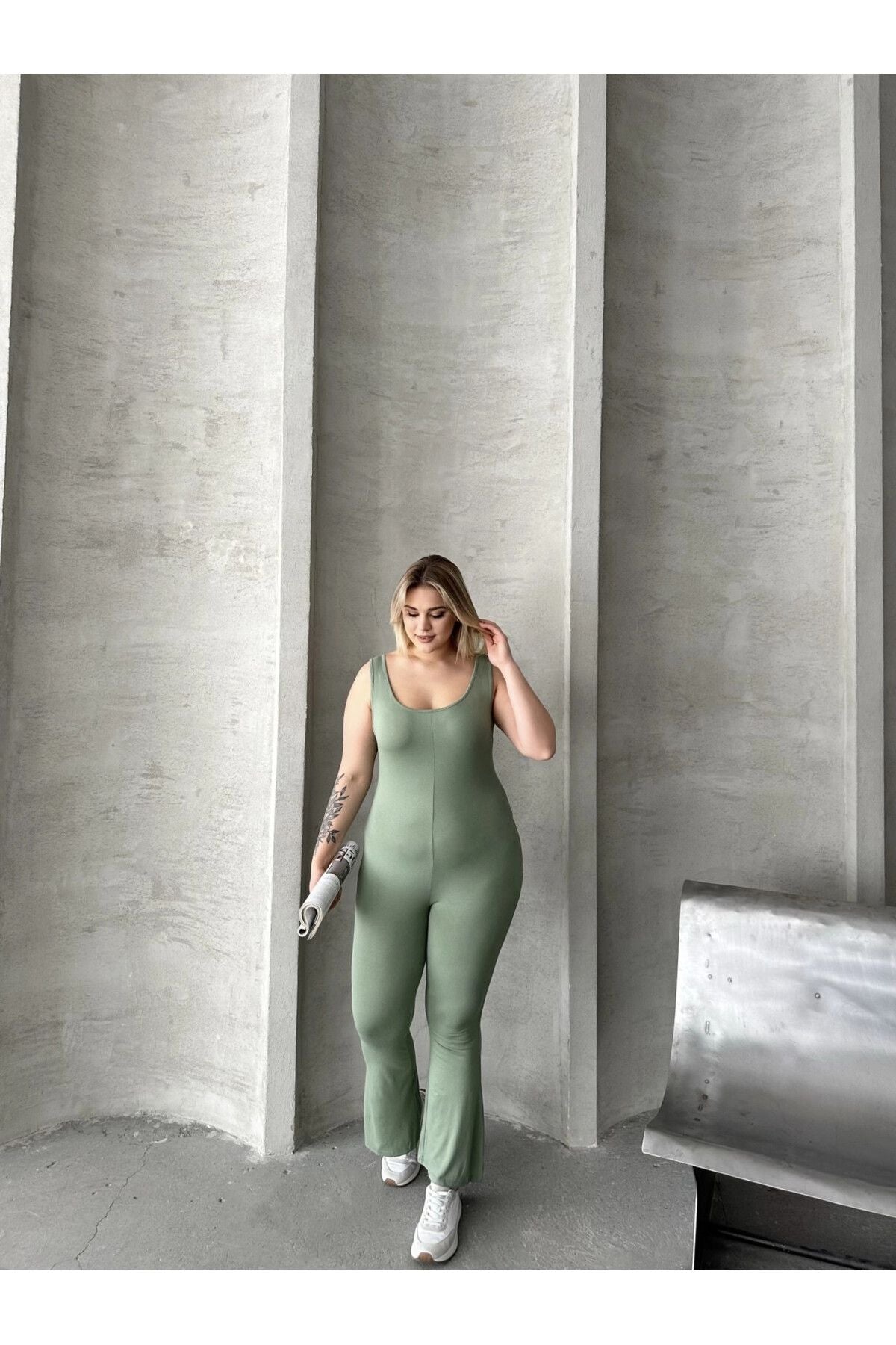 Büyük Beden Sıfır Kol İspanyol Paça Kapamasız Esnek Tulum 224983