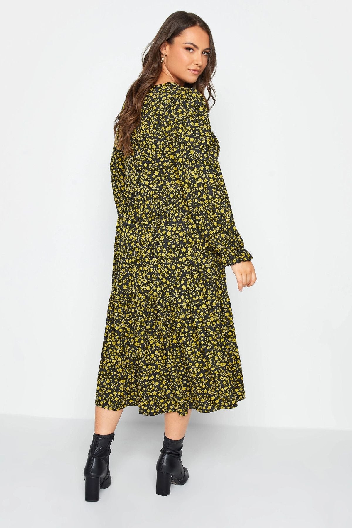 Büyük Beden Bisiklet Yaka Çiçek Desenli Katlı Midi Boy Elbise 137624