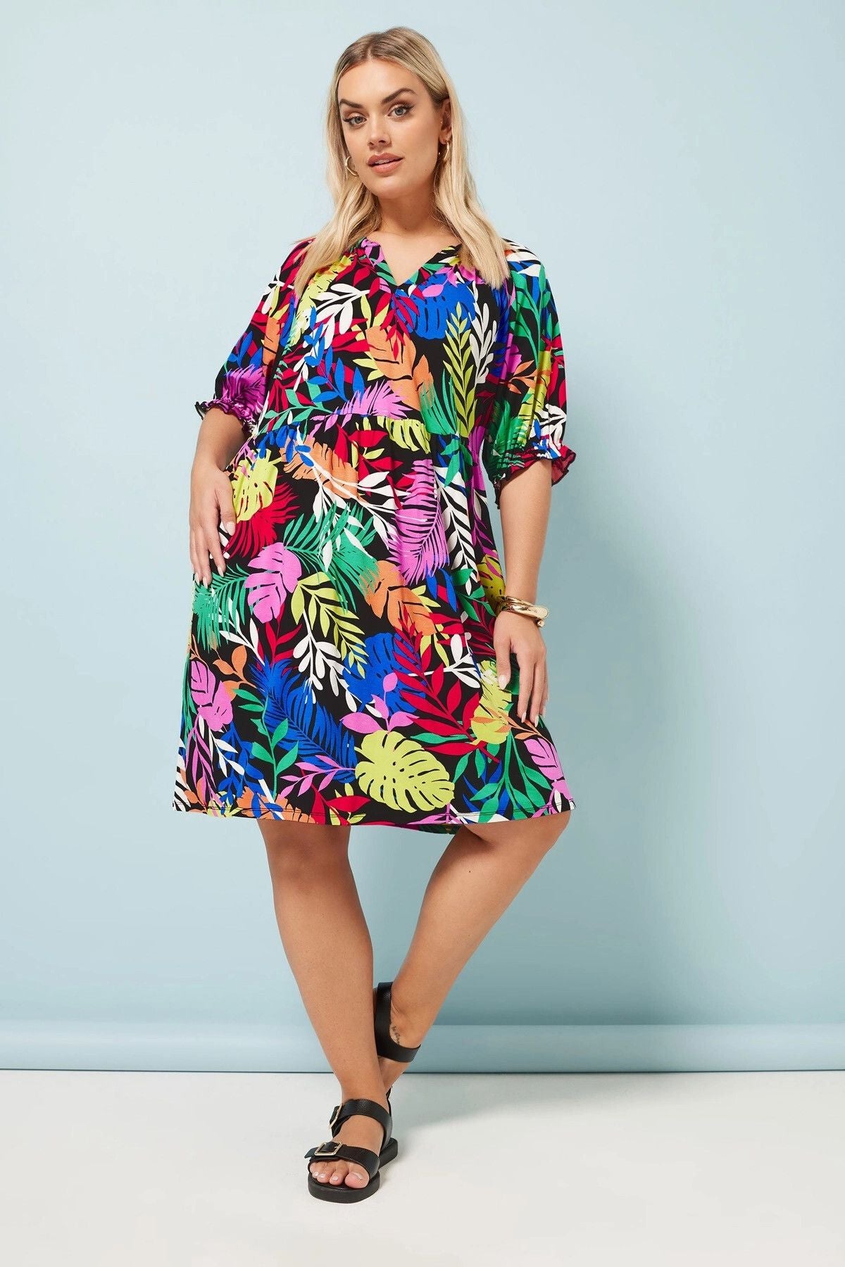 Büyük Beden V Yaka Çiçek Desenli Mini Elbise 304070