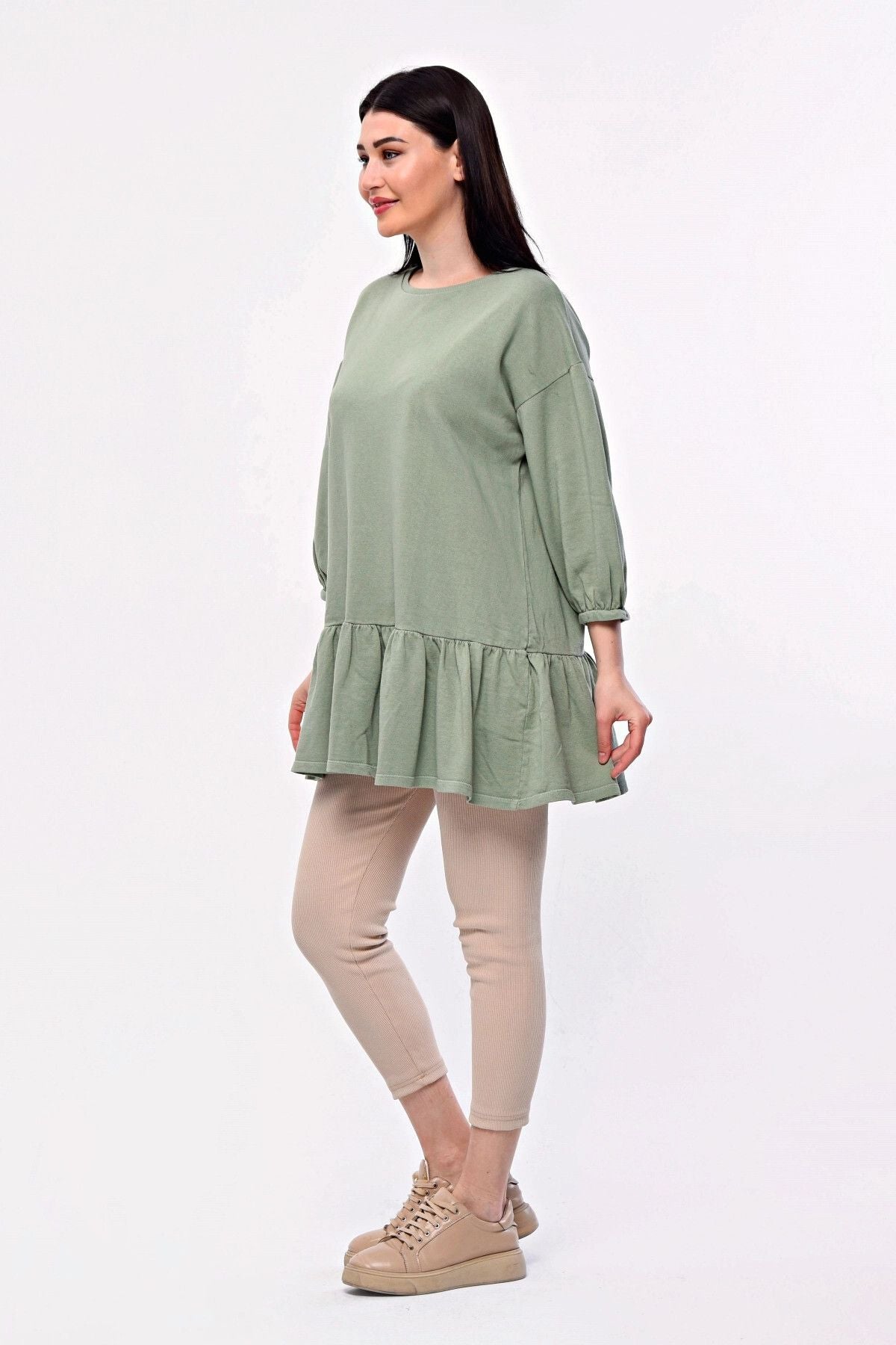 Büyük Beden Eteği Fırfır Detaylı Yarım Balon Kol Bluz 171915