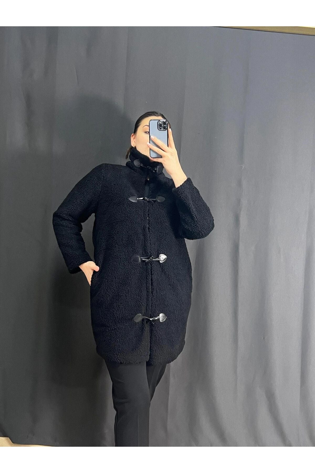 Büyük Beden Boğazlı Önü Kapamalı Cepli Peluş Kaban 302660