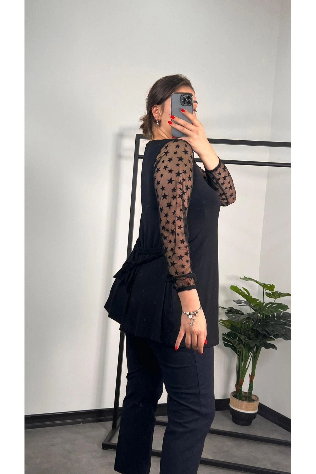 Büyük Beden Bisiklet Yaka Kolları Tül Detaylı Kemerli Bluz 300309