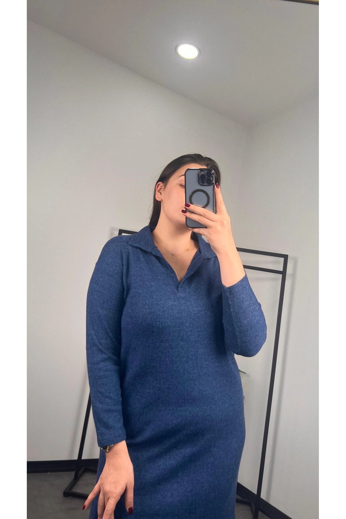 Büyük Beden Polo Yaka Yırtmaç Detaylı Midi Boy Triko Elbise 301514