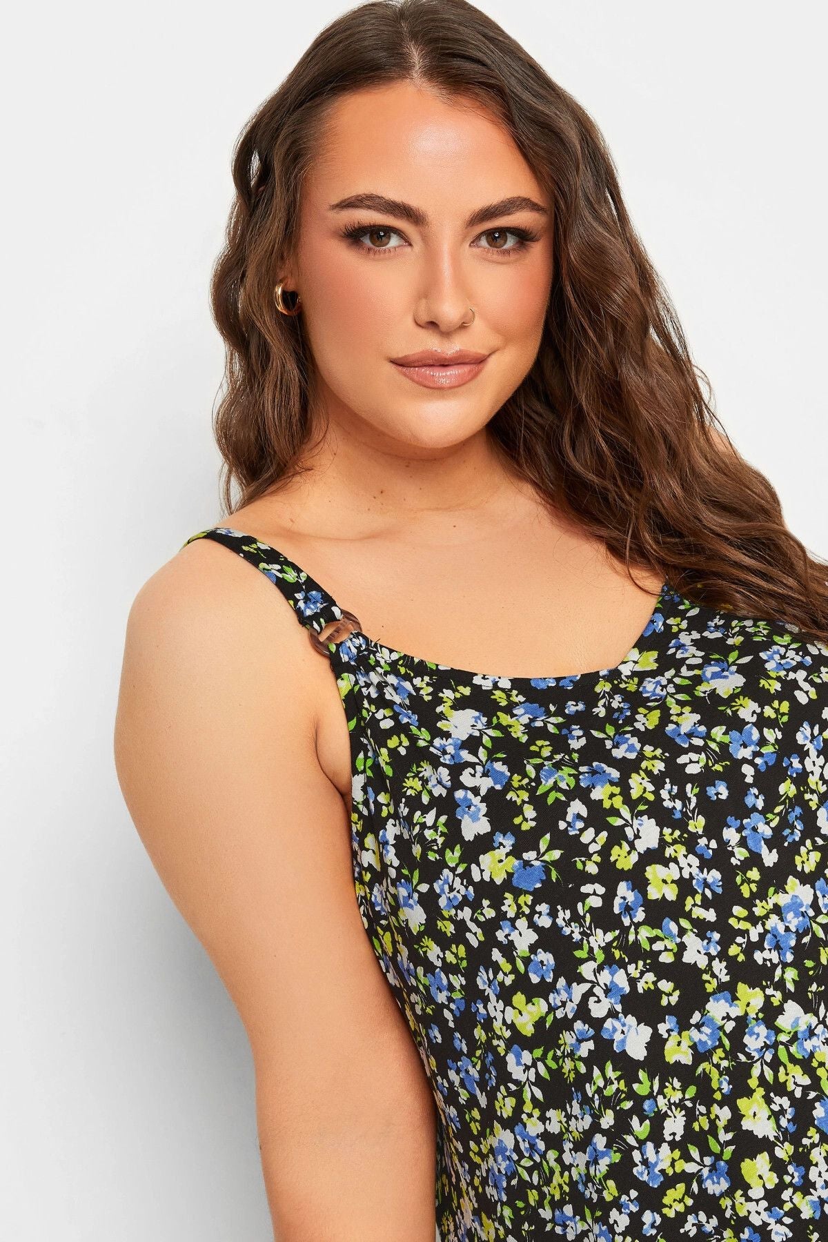 Büyük Beden Yırtmaç Detaylı Çiçek Desenli Askılı Elbise 302296