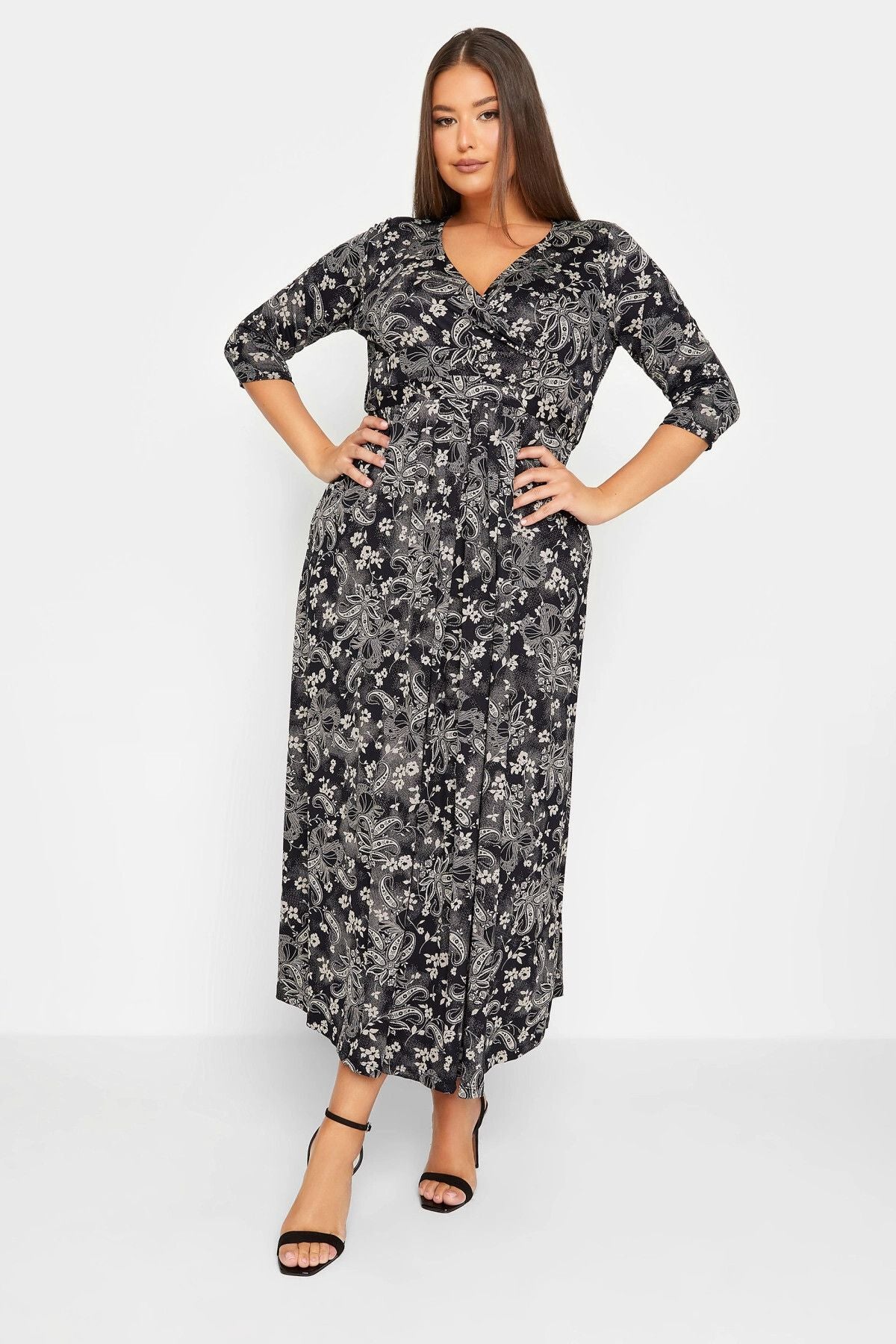 Büyük Beden V Yaka Fakir Kol Desenli Uzun Elbise 301401