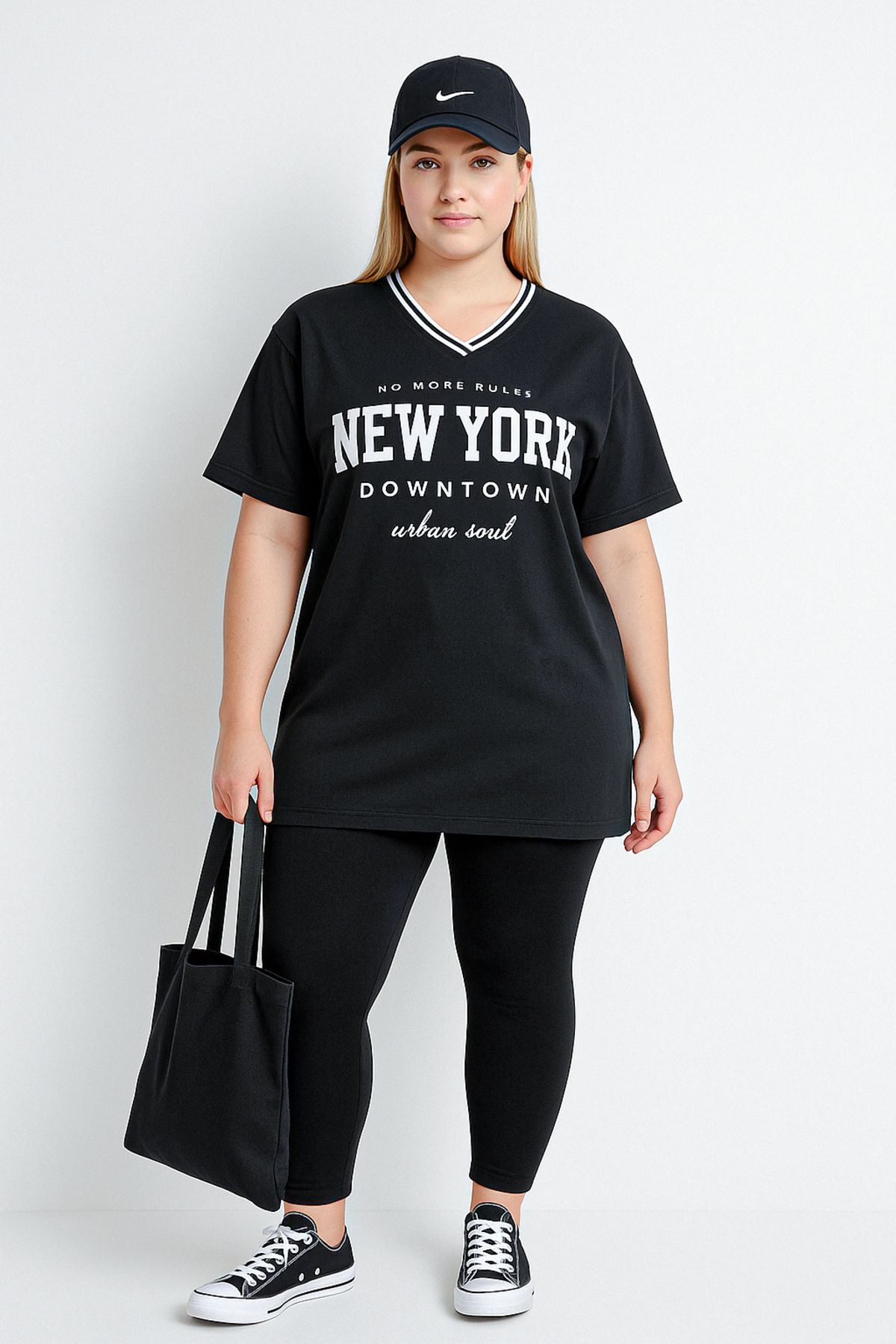 Büyük Beden Önü Baskılı V Yaka Yarım Kollu Uzun Kesim T-Shirt 302504