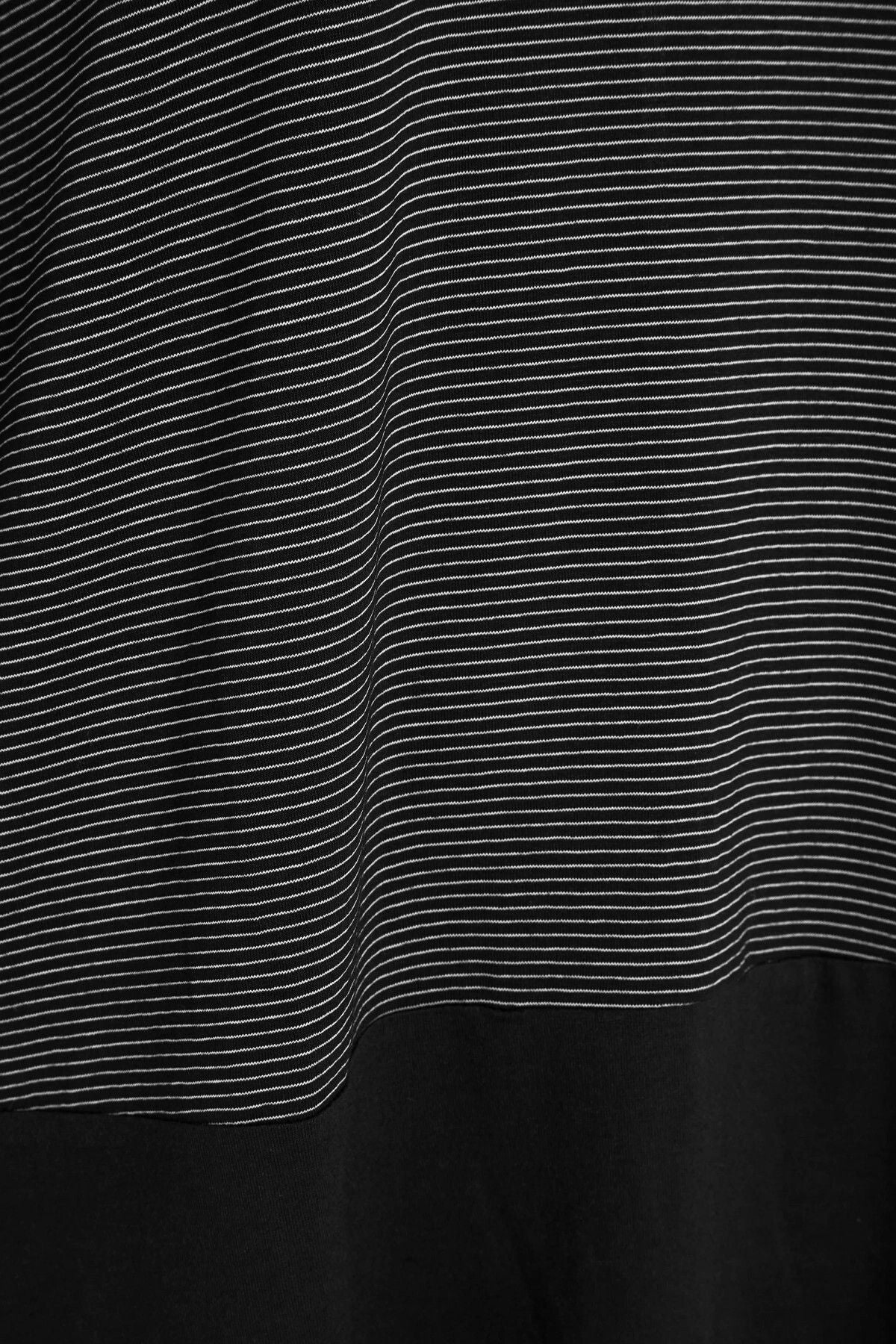 Büyük Beden Yuvarlak Yaka Kolları Lastikli Yırtmaçlı Çizgili Bluz 301618