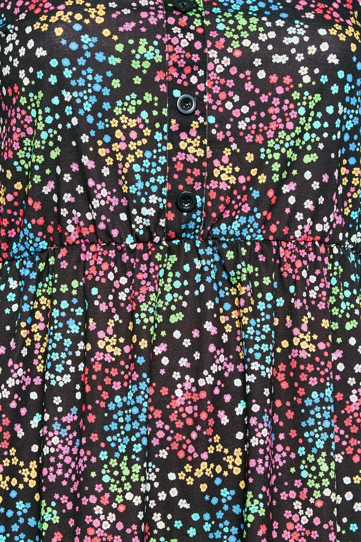 Büyük Beden Düğme Detaylı Kare Yaka Desenli Esnek Bluz 215848