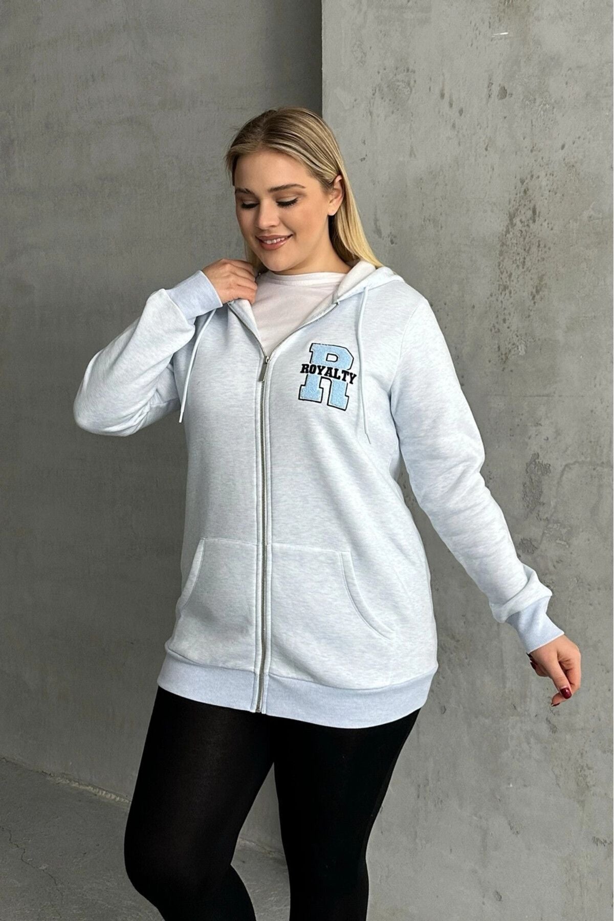 Büyük Beden Uzun Kollu Kapüşonlu Fermuarlı Cepli Yumuşak Hırka 302571