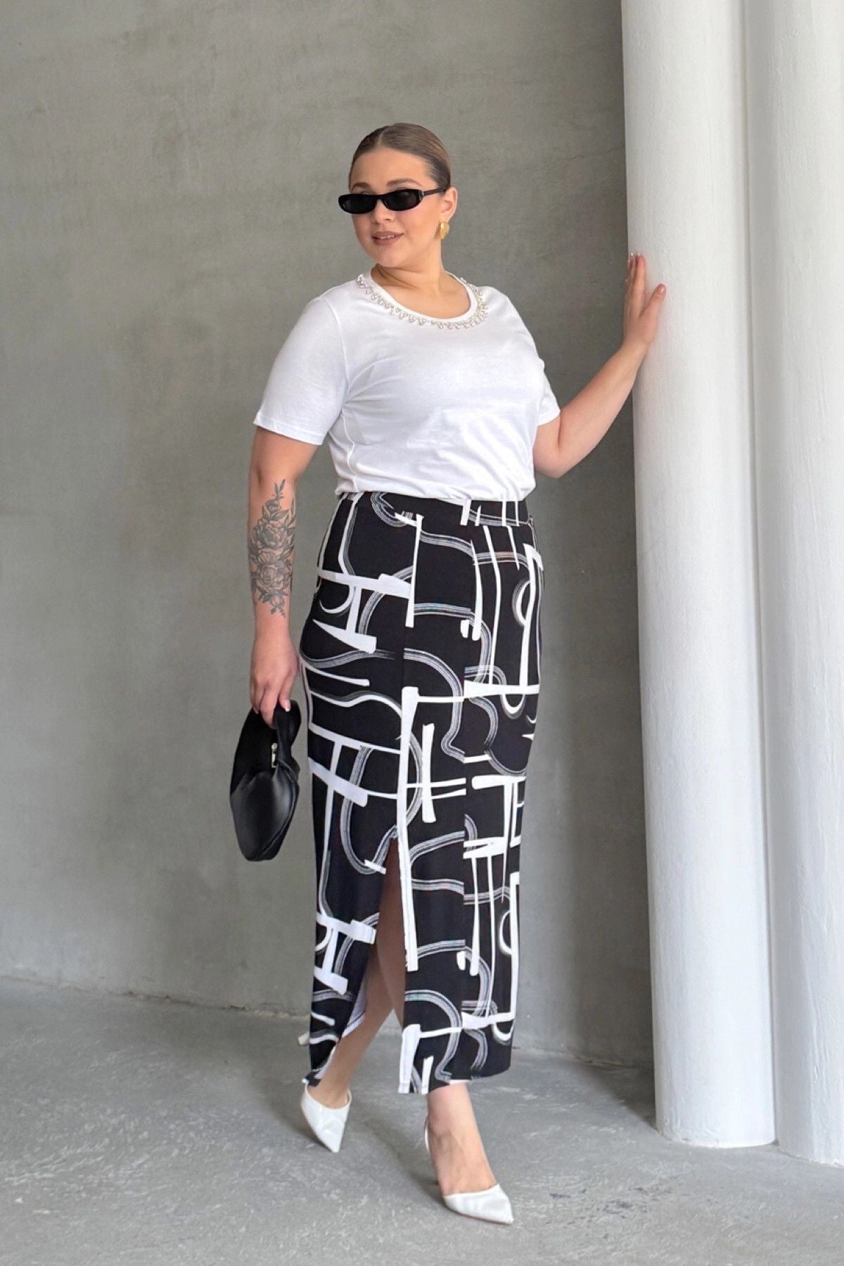 Büyük Beden Beli Lastikli Soyut Desenli Yırtmaç Detaylı Uzun Etek 98-120