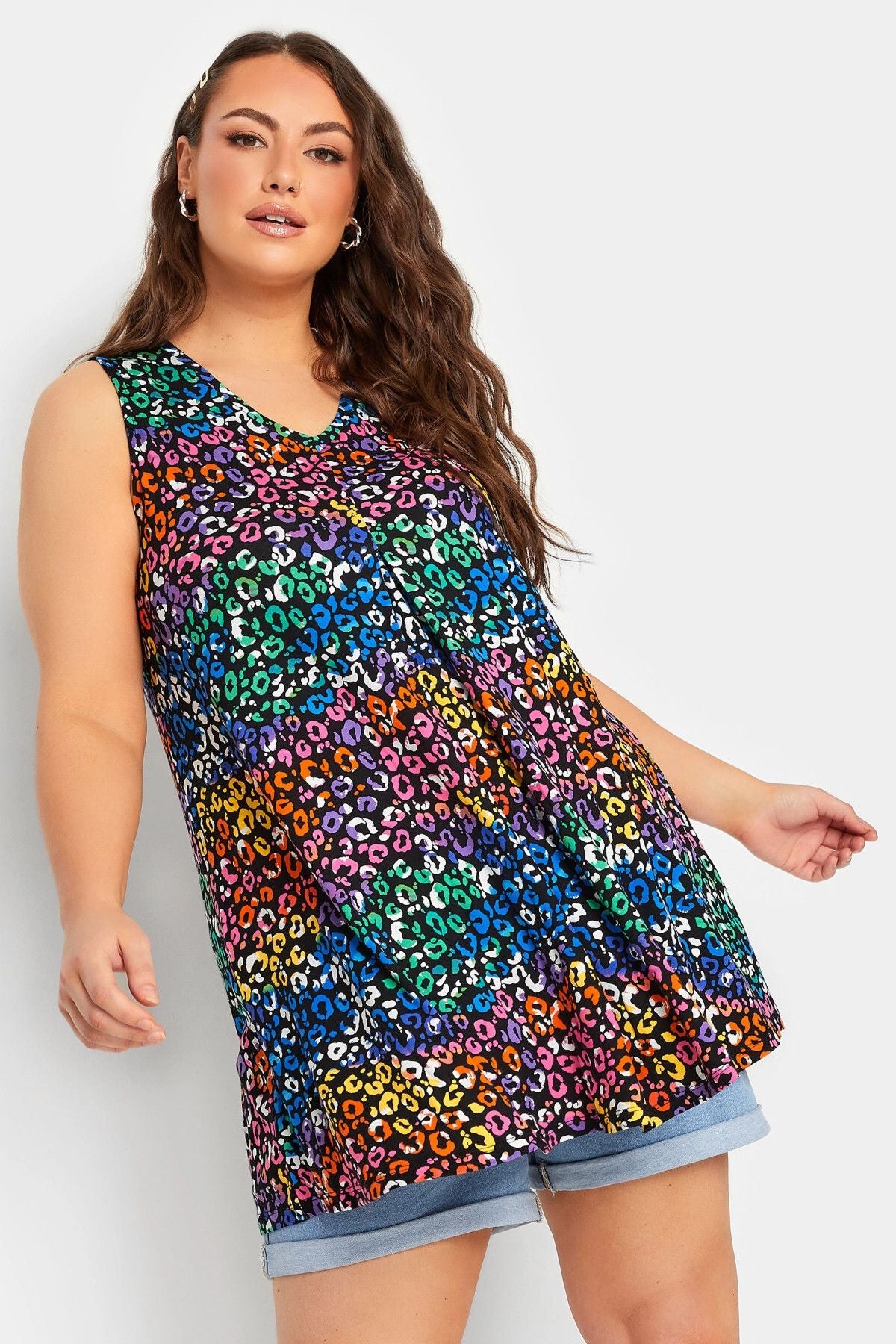 Büyük Beden V Yaka Desenli Asimetrik Kesim Likralı Bluz 302258