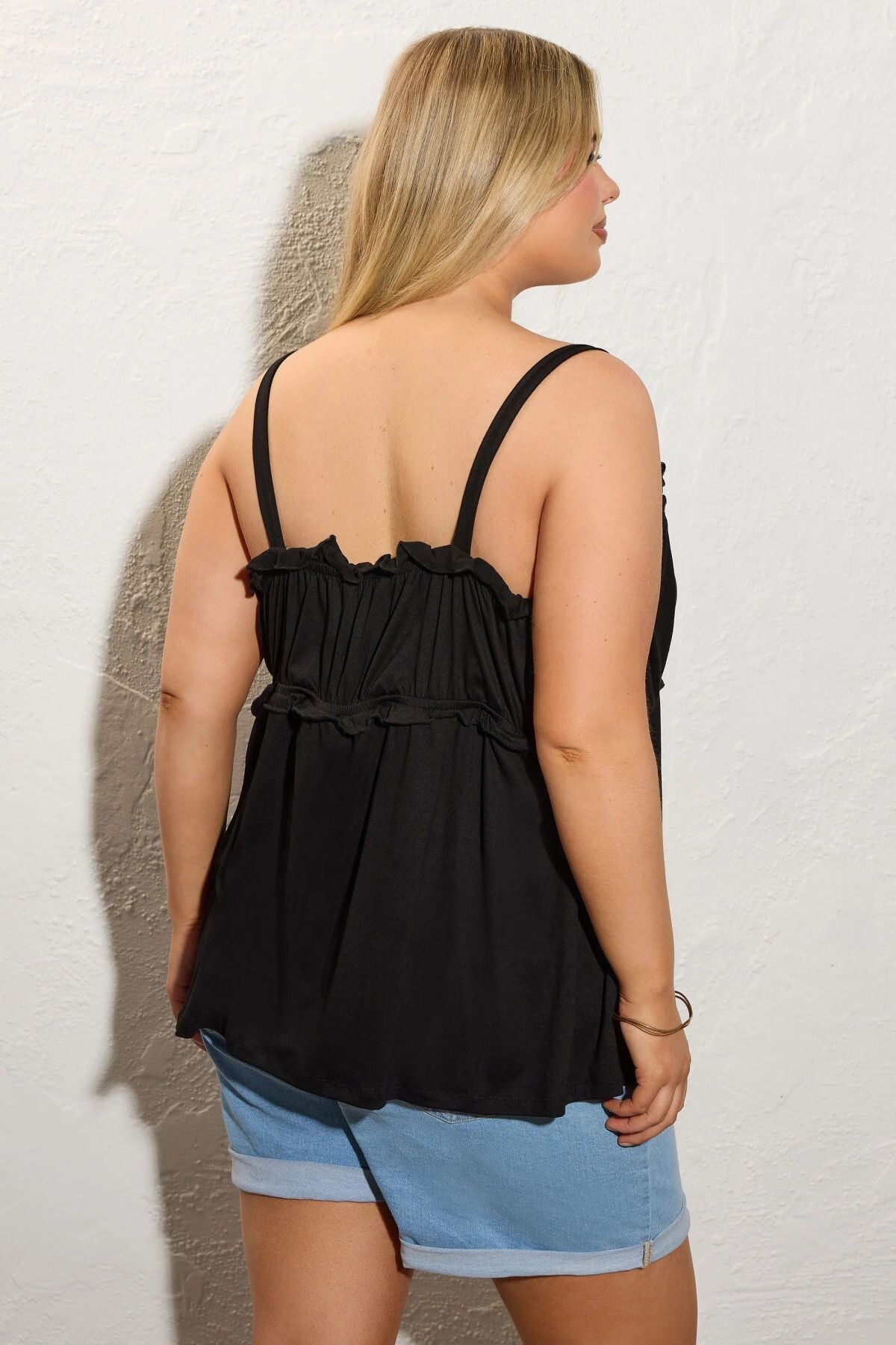 Büyük Beden İnce Askılı Geniş Yakalı Önü Büzgülü Bluz 322693